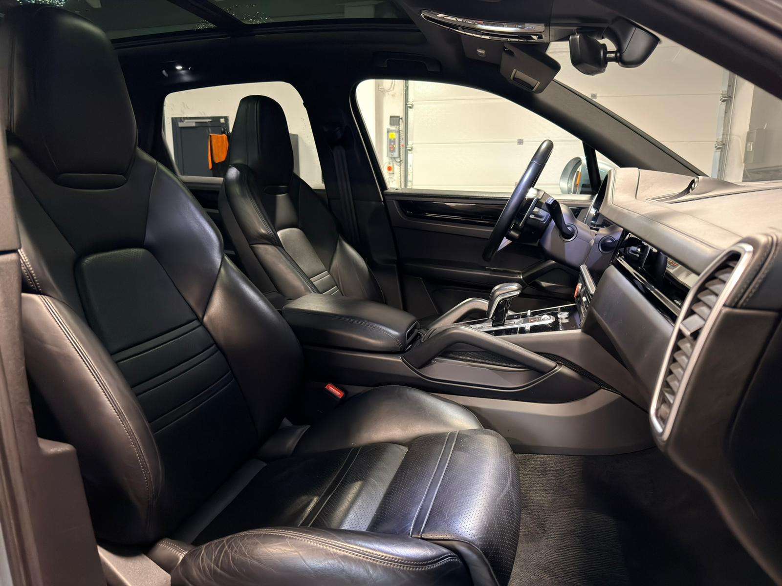 Porsche Cayenne 3.0 V6 Tiptronic S — Pano — Bose — Chrono — Caméra 360