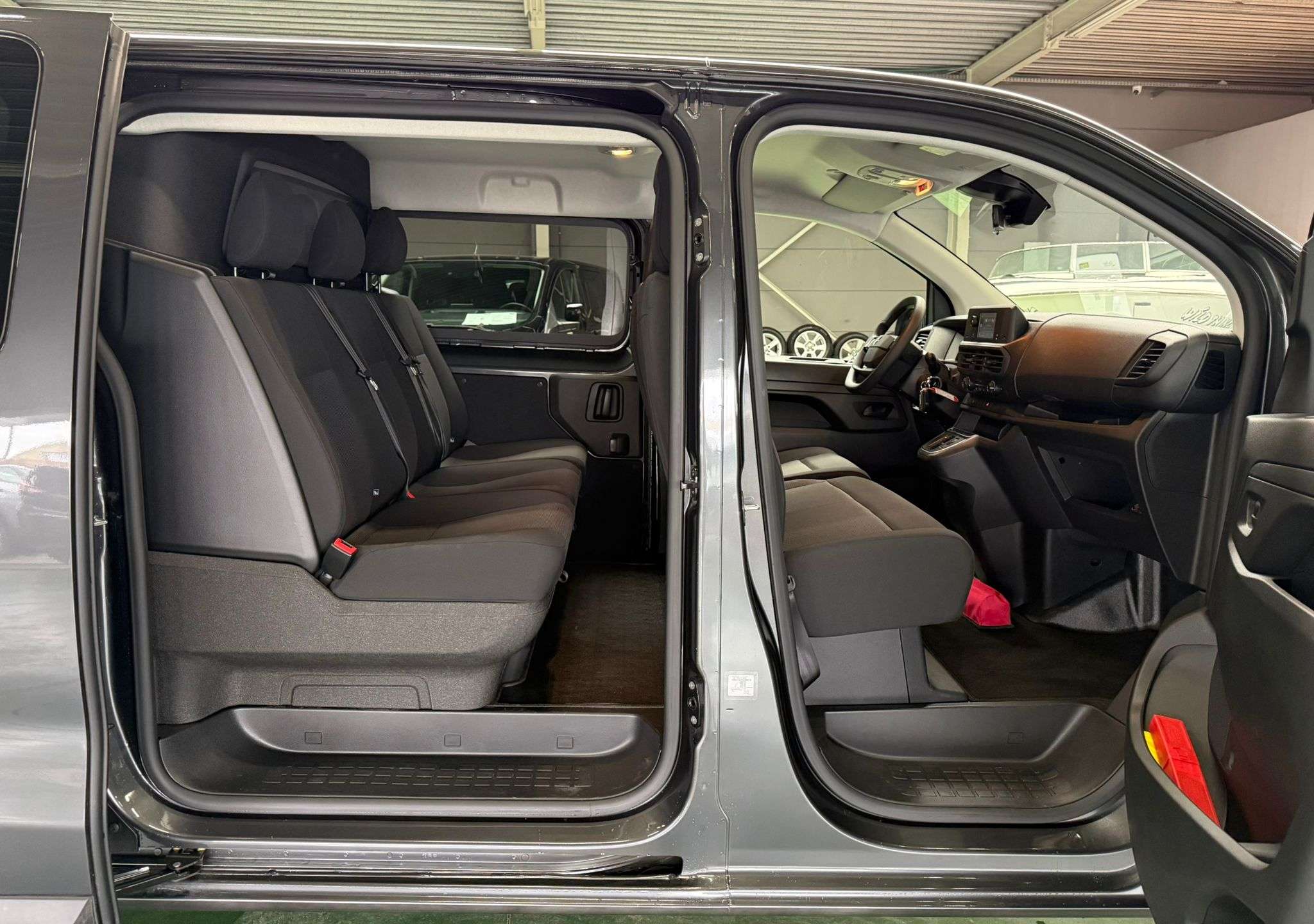 Opel Vivaro 2.0 TD L3H1 S/S (EU6.4)* Dub. Cab.*lichte vracht*