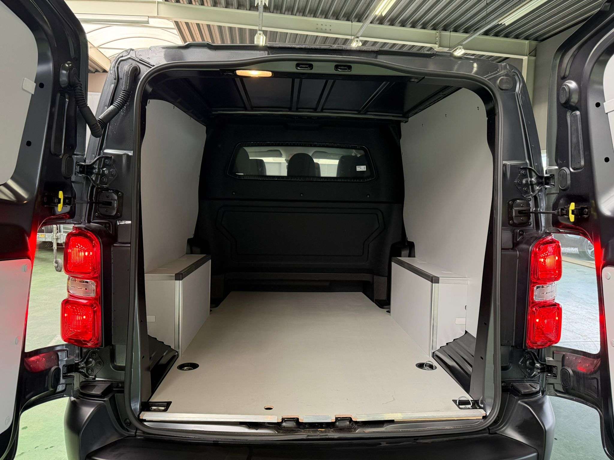 Opel Vivaro 2.0 TD L3H1 S/S (EU6.4)* Dub. Cab.*lichte vracht*