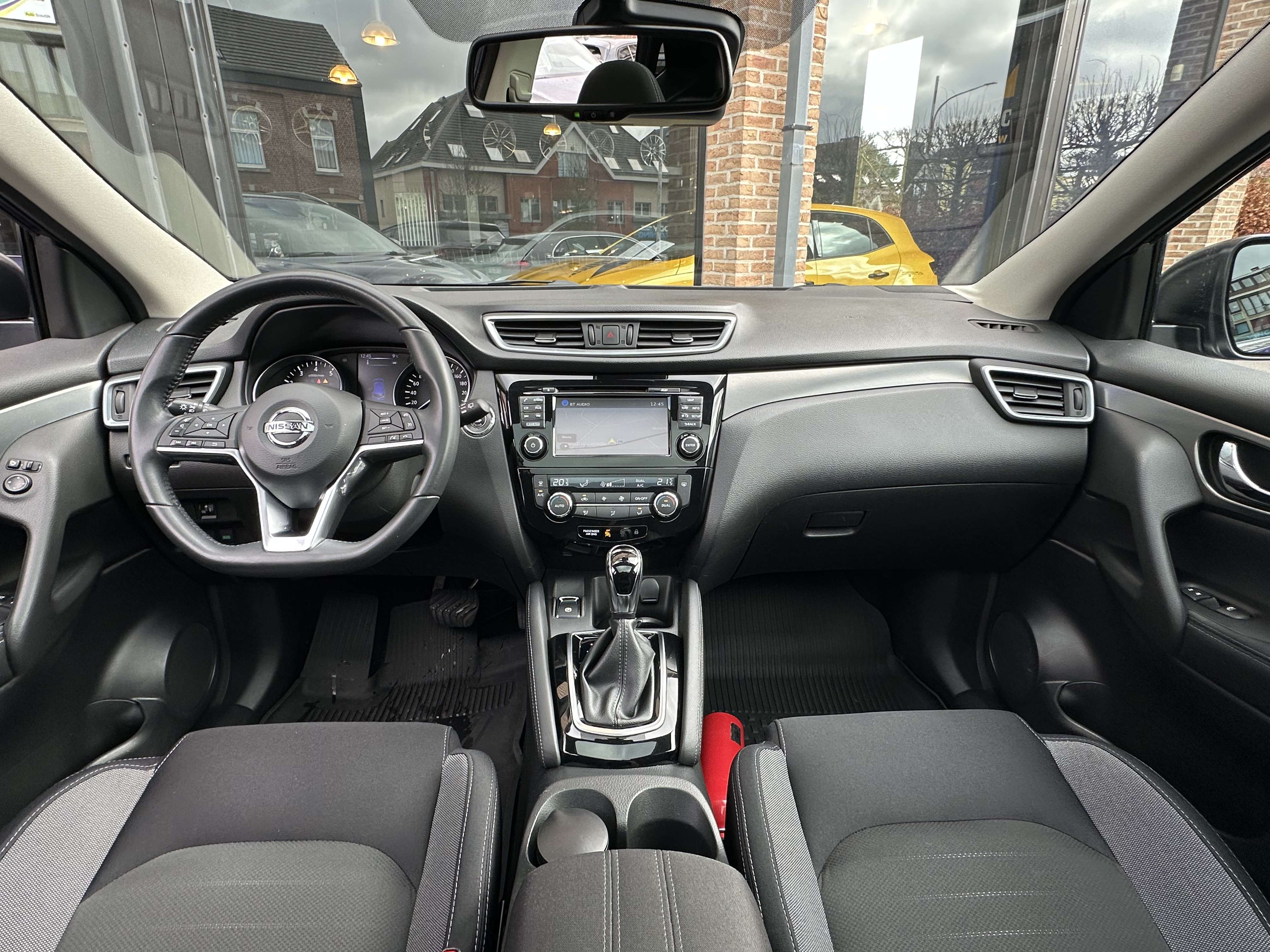 Nissan Qashqai 1.2 Auto I Navi I 360° I Pano I