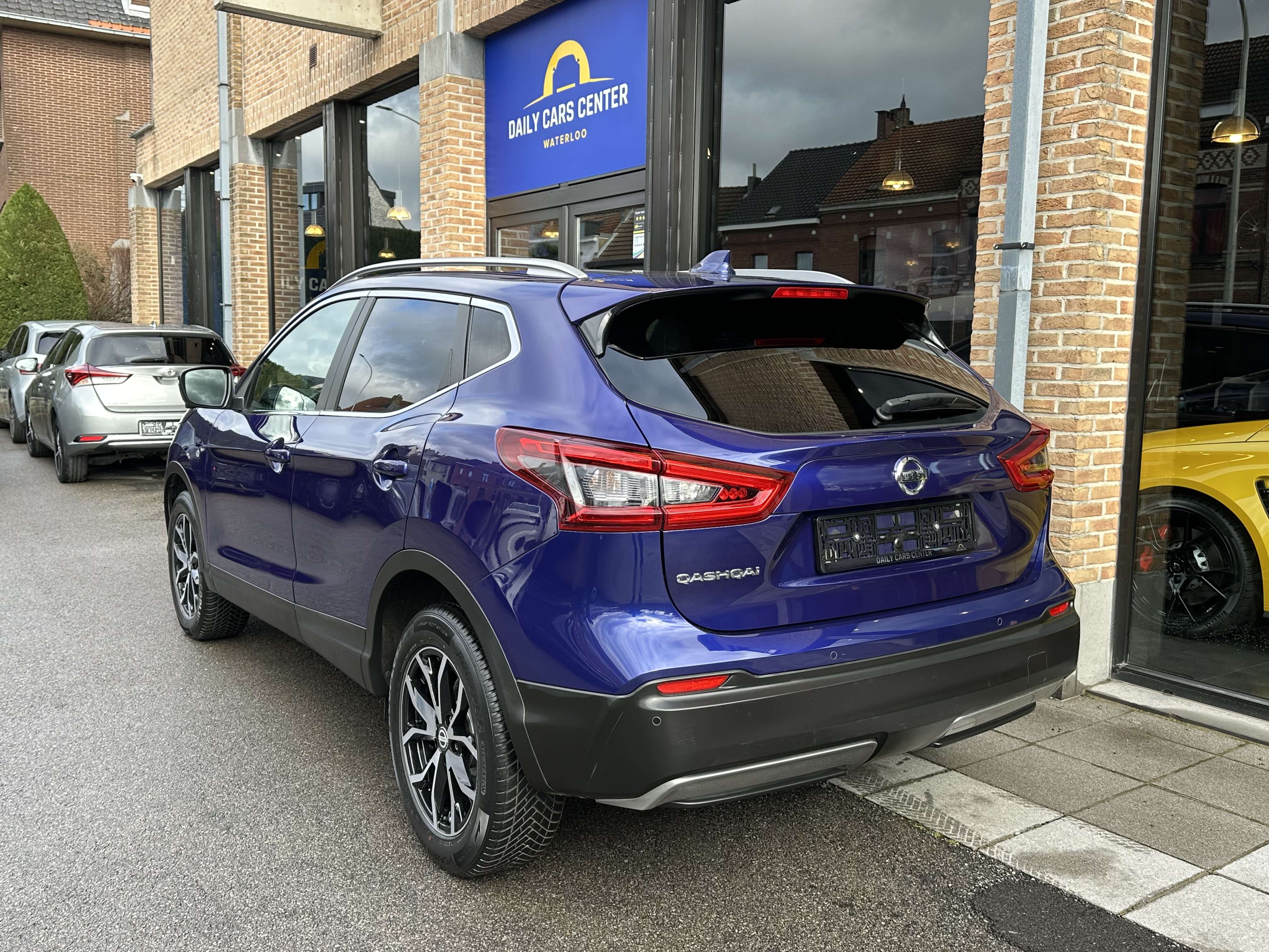 Nissan Qashqai 1.2 Auto I Navi I 360° I Pano I