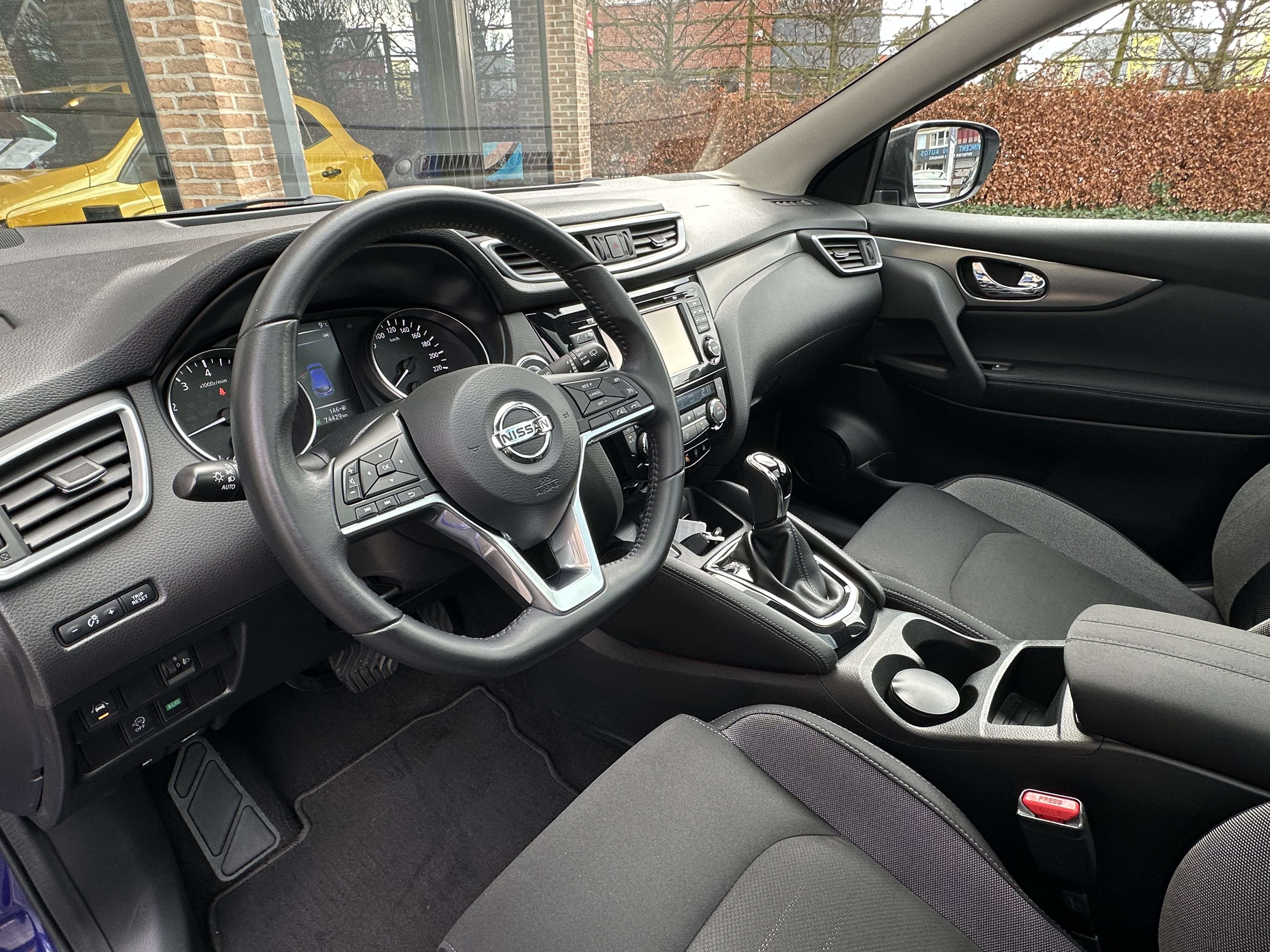 Nissan Qashqai 1.2 Auto I Navi I 360° I Pano I