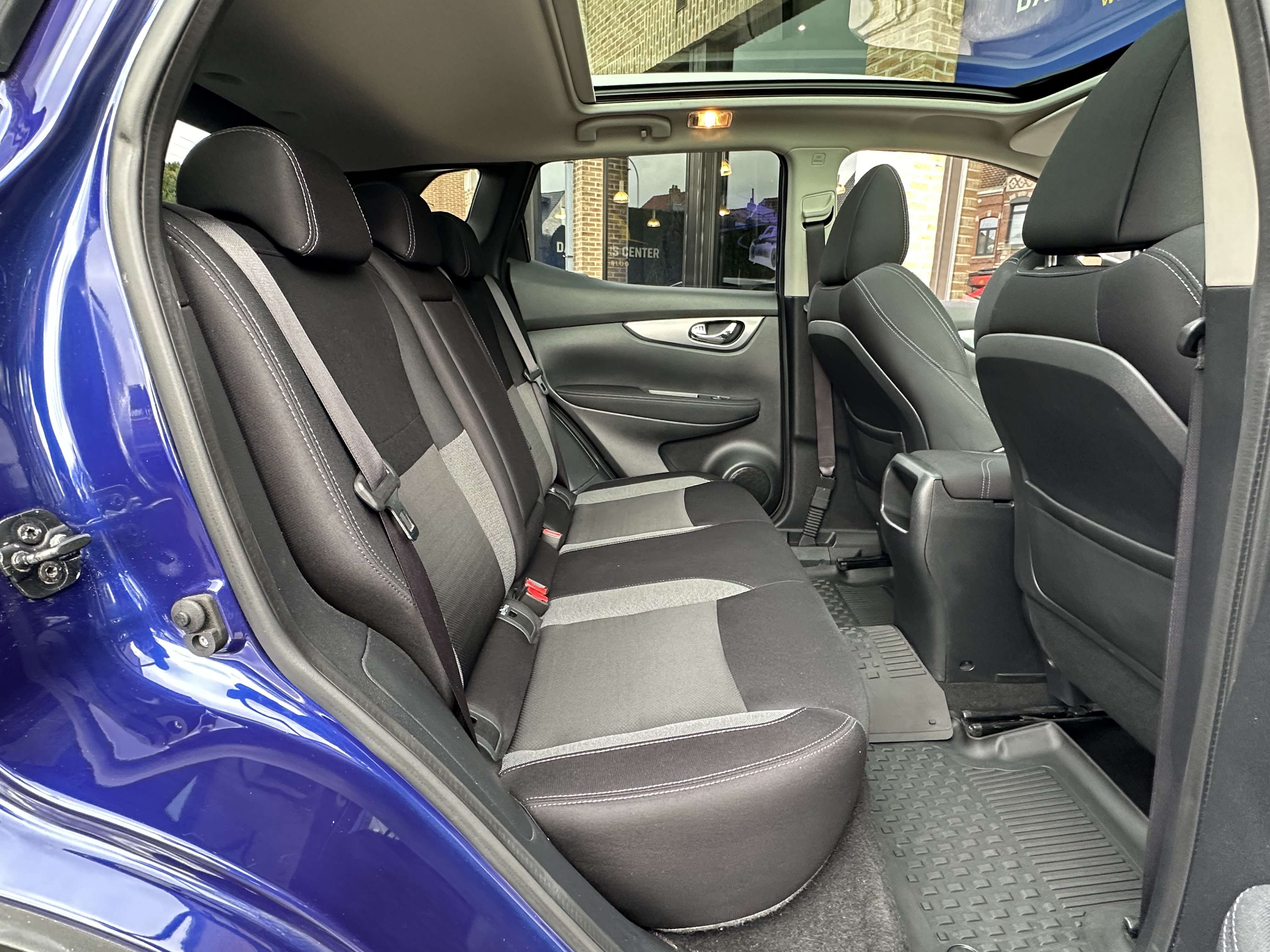 Nissan Qashqai 1.2 Auto I Navi I 360° I Pano I