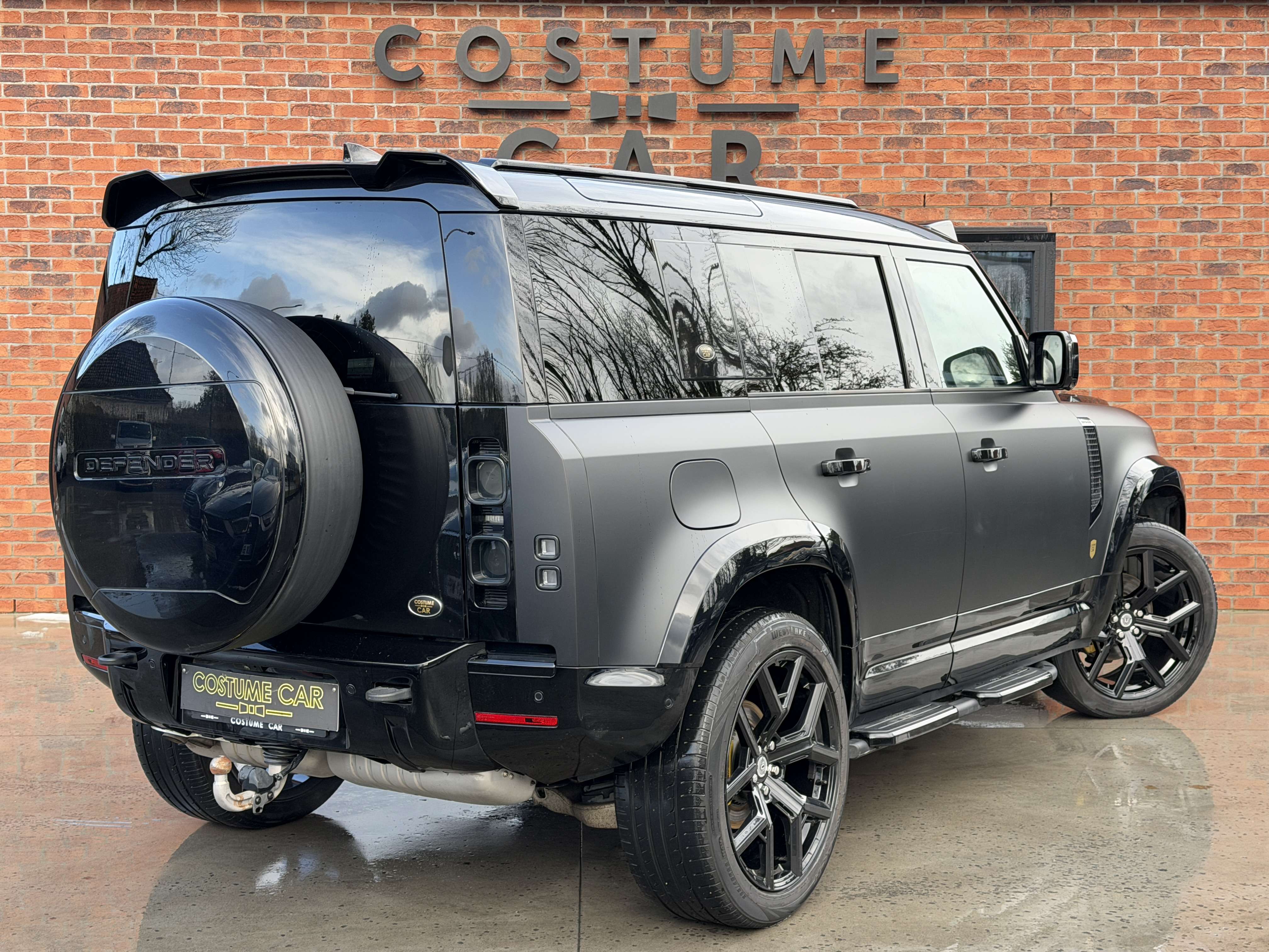 Land Rover Defender 110 D200 - Util -Jantes 22" - Body Kit - Bande LED