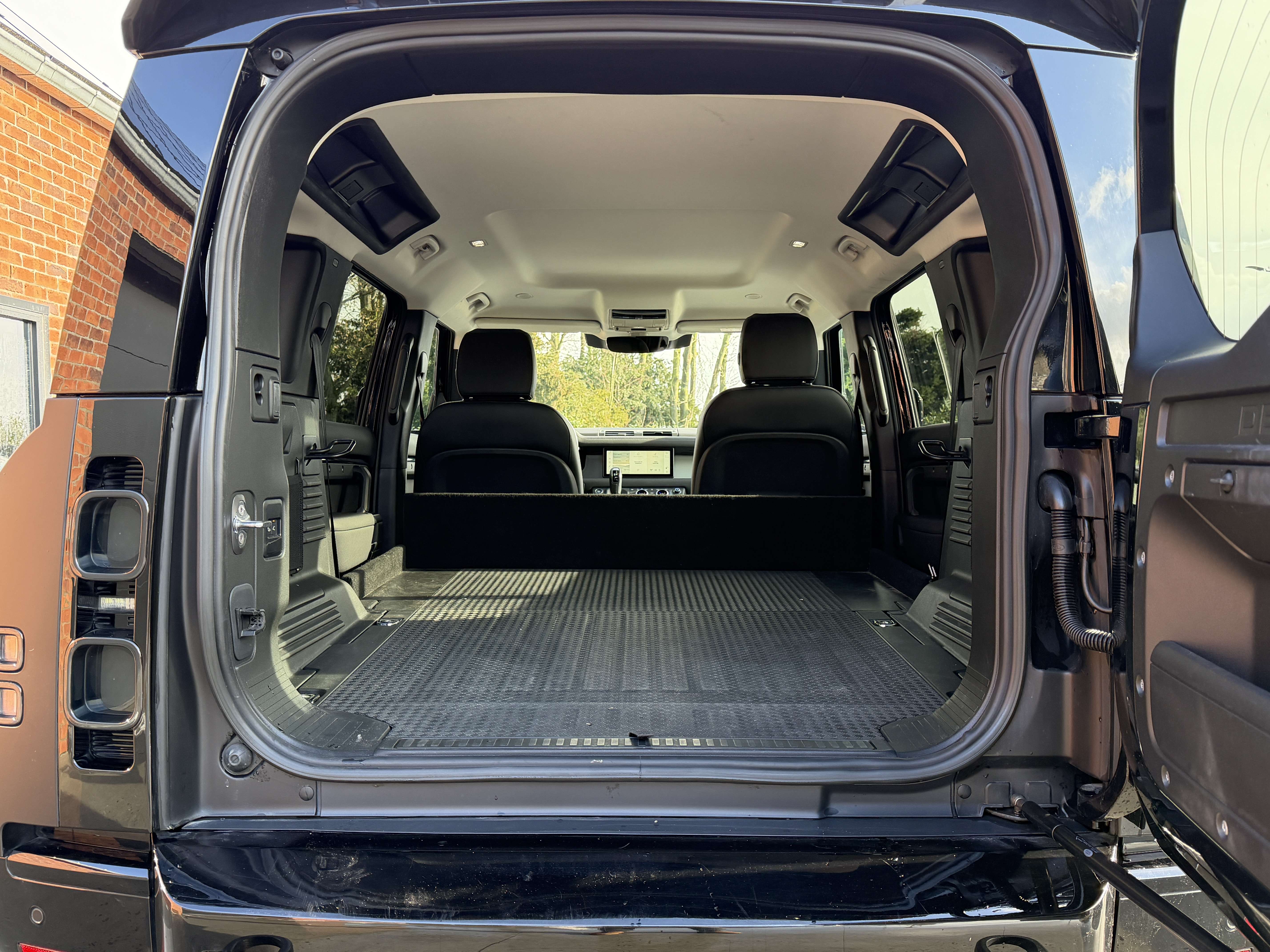 Land Rover Defender 110 D200 - Util -Jantes 22" - Body Kit - Bande LED