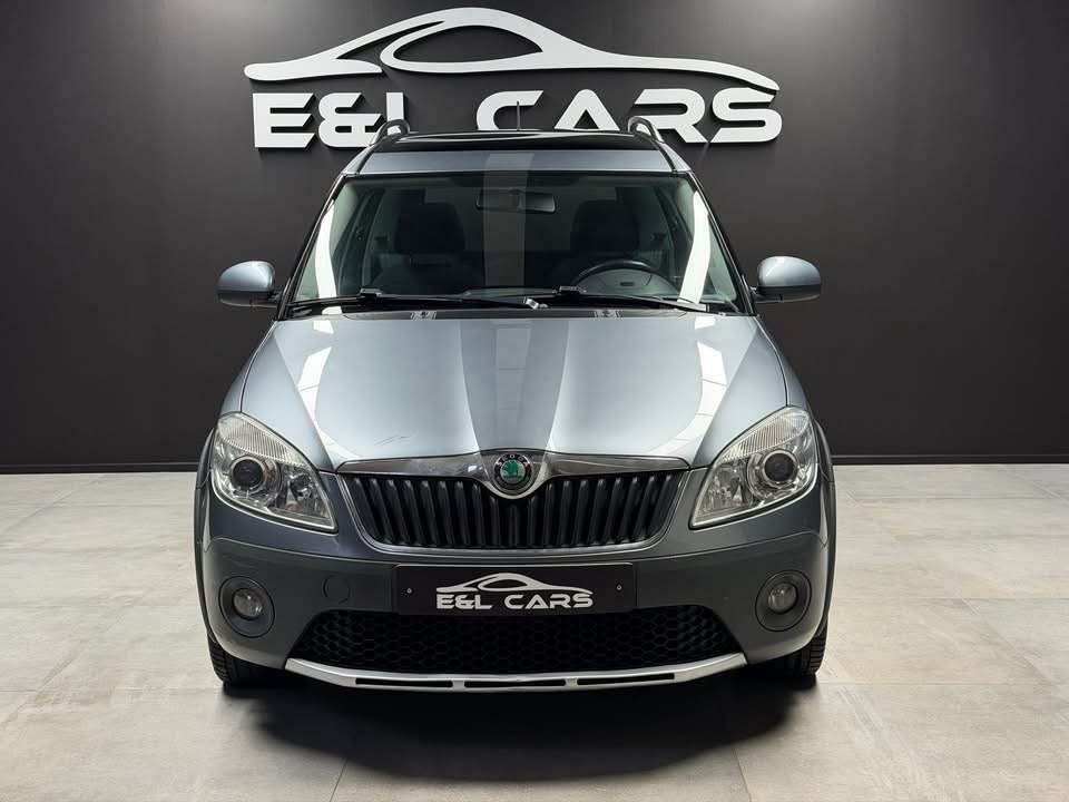 Skoda Roomster Roomster 1.6 CR TDi **12 mois de garantie**