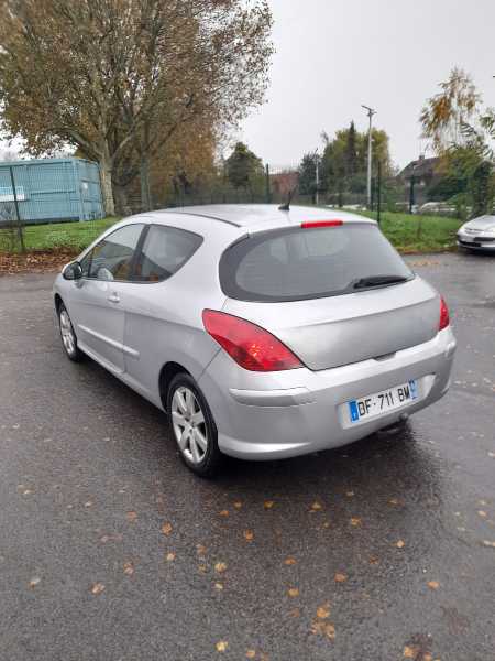 Peugeot 308 (2) 1.6 VTI 120 ACTIVE BVM5