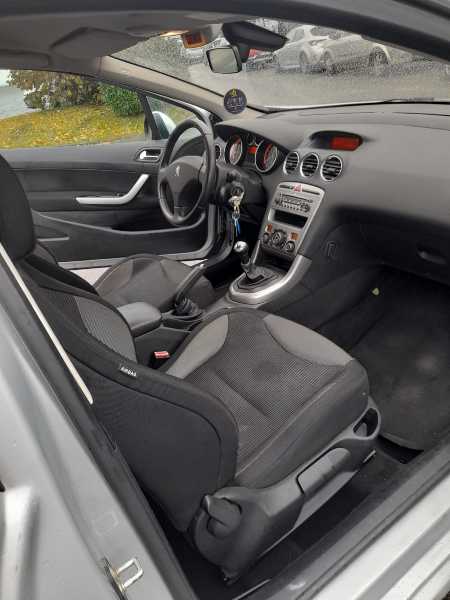 Peugeot 308 (2) 1.6 VTI 120 ACTIVE BVM5