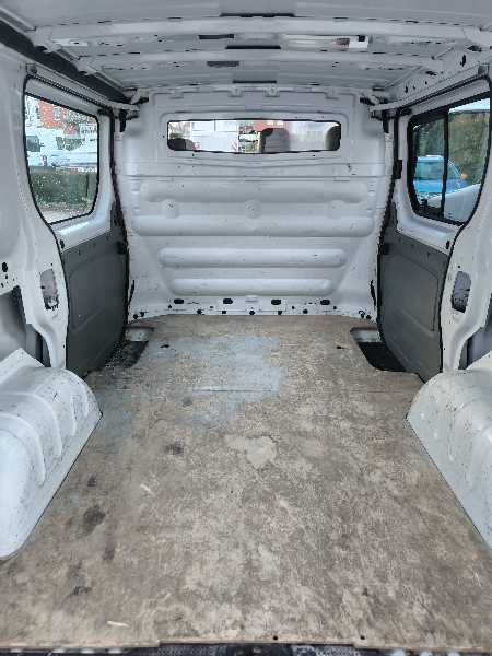 Renault Trafic FOURGON CONFORT L1H1 1000KG 2.5 DCI 150