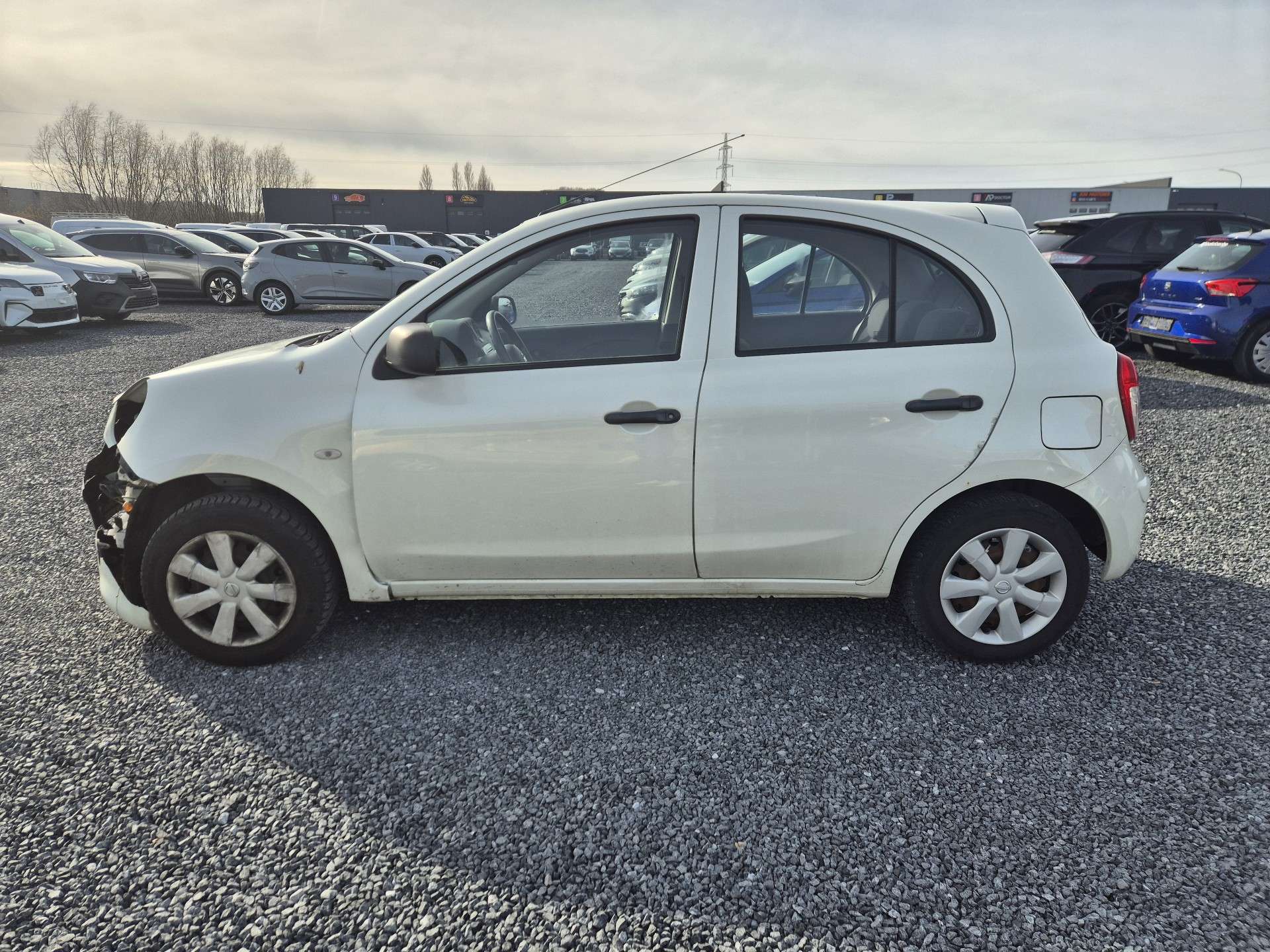 Nissan Micra 1.2i ELLE//BLUETOOTH//DEGATS CARROSSERIE//MARCHAND