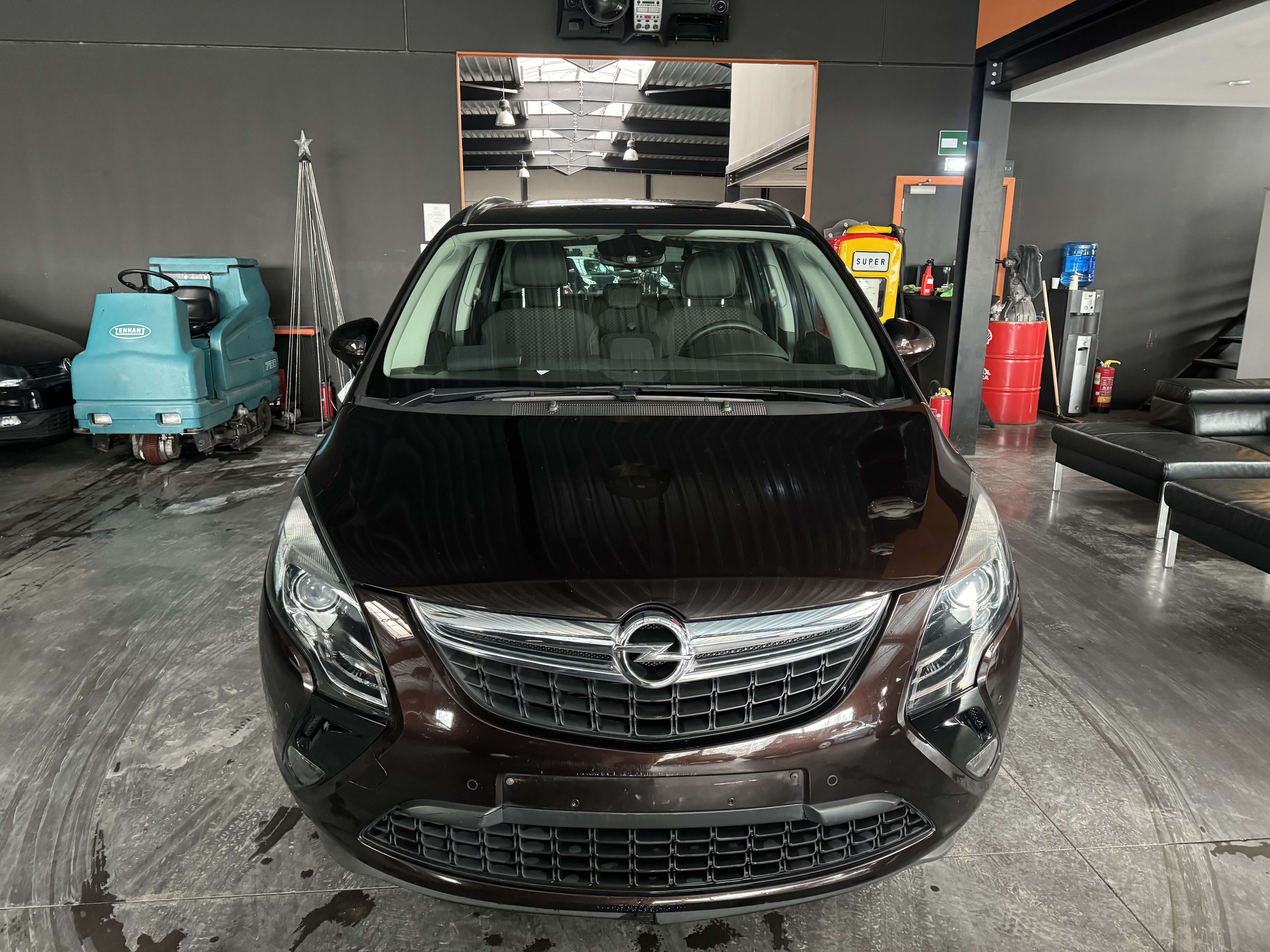 Opel Zafira Tourer 1.4 Turbo - AUTOMATIQUE - LIM/REG - MEDIA - NAVI