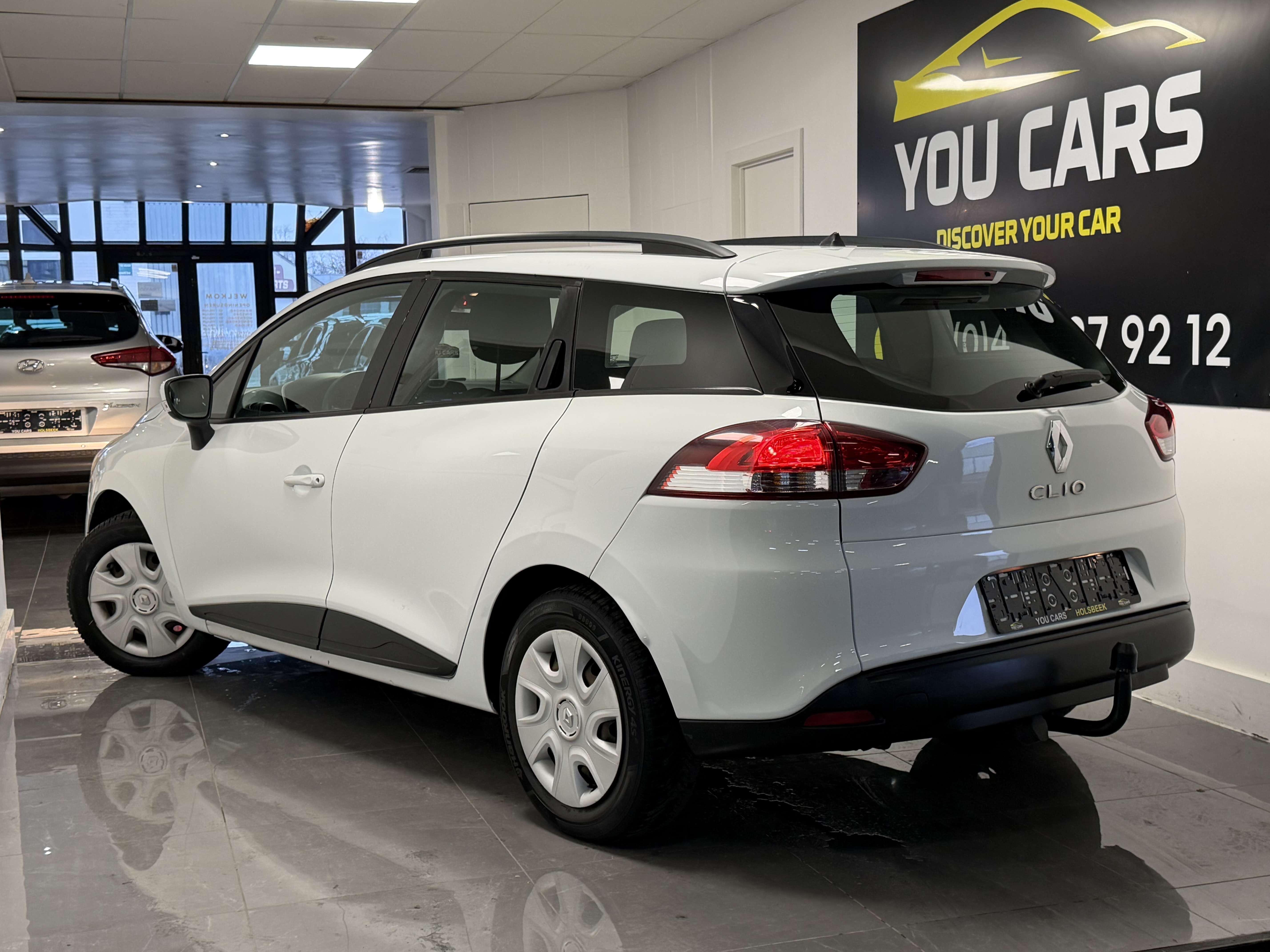 Renault Clio 1.2i Expression 1 Jaar Garantie