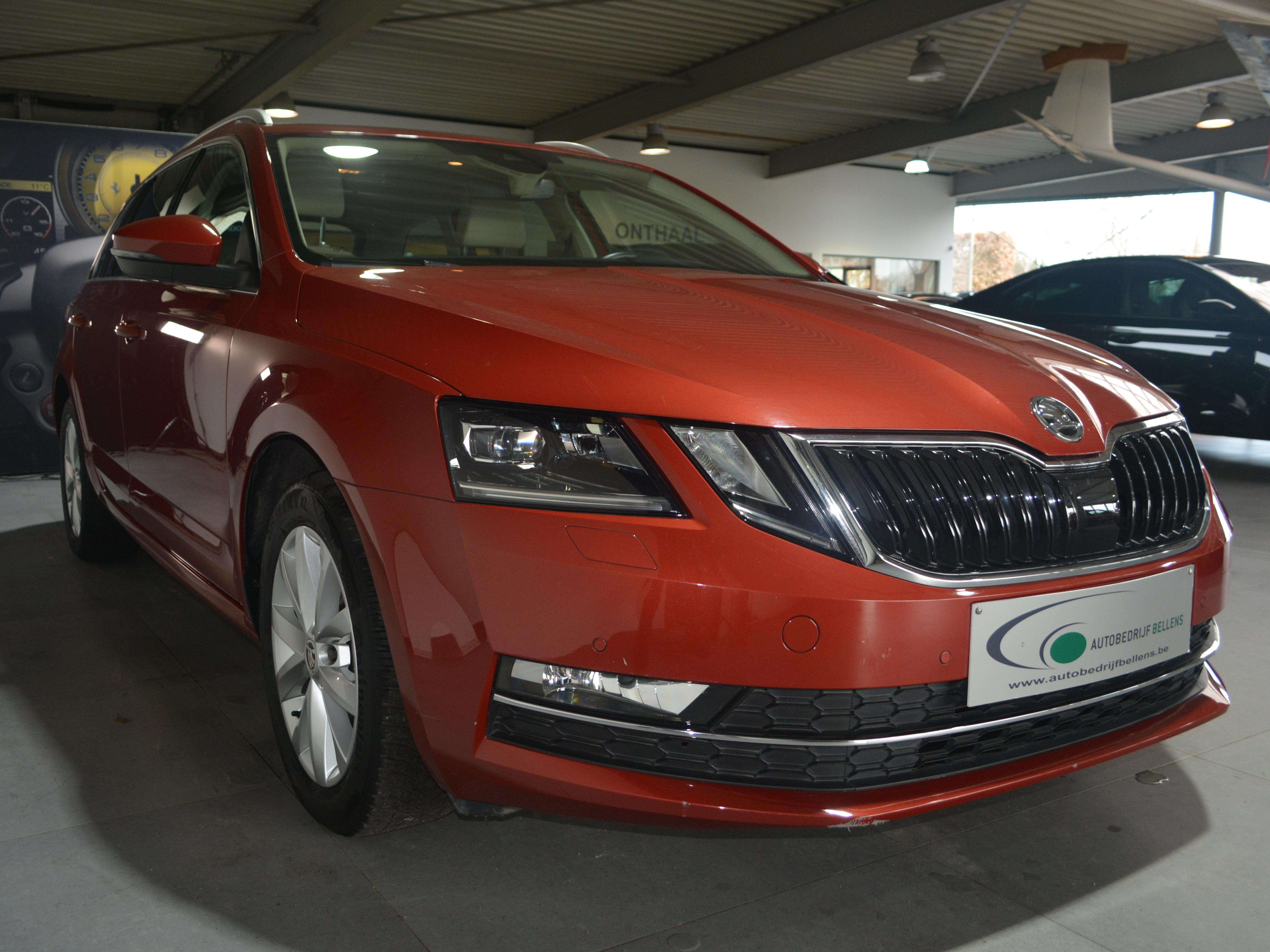 Skoda Octavia Octavia SW 1.0 TSI Style DSG / LEDER / NAVI + CAM