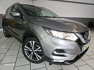 Nissan Qashqai NAVIGATION TOIT PANO ATTACHE REMORQUE 70871 KM