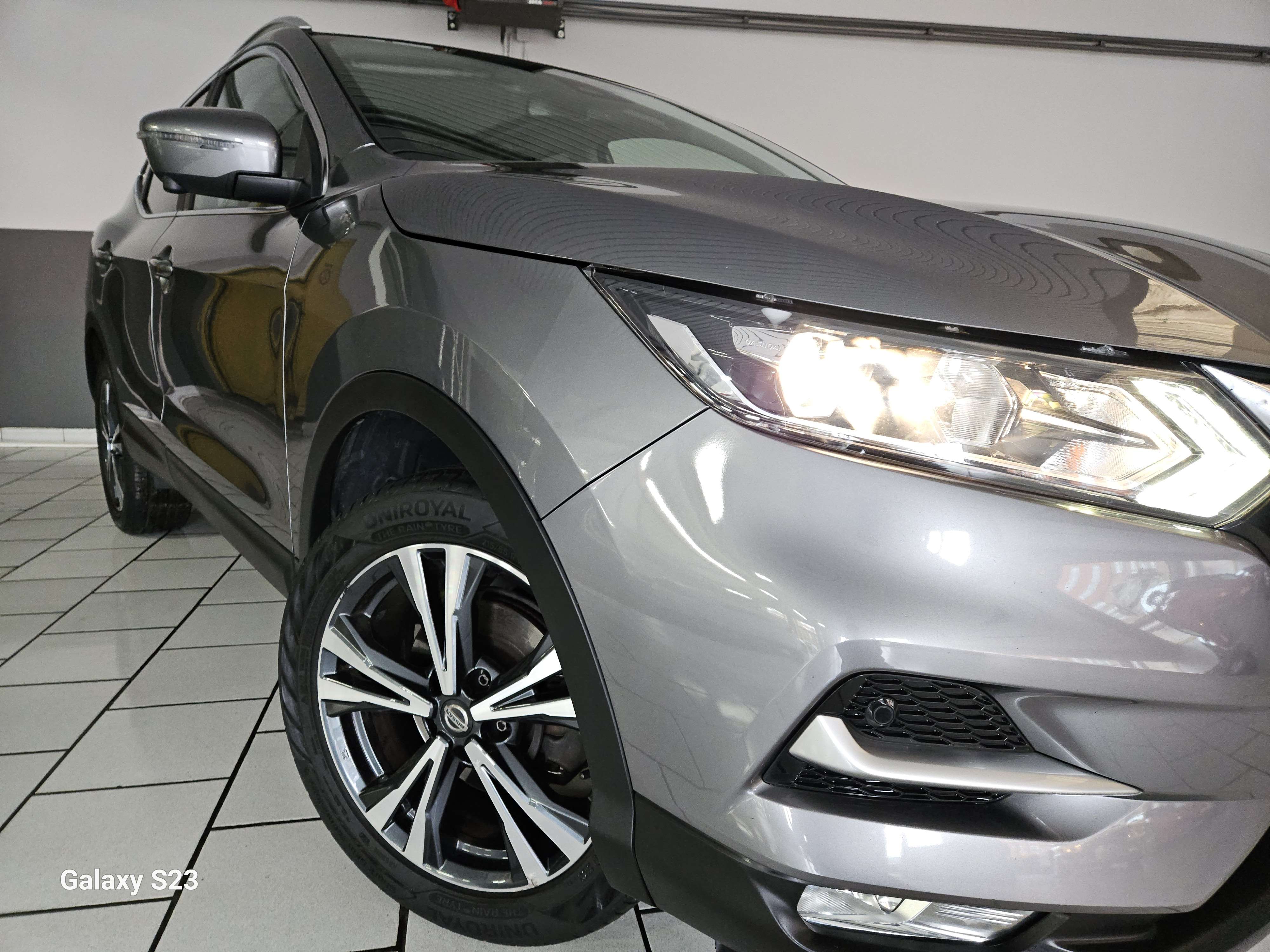 Nissan Qashqai NAVIGATION TOIT PANO ATTACHE REMORQUE 70871 KM
