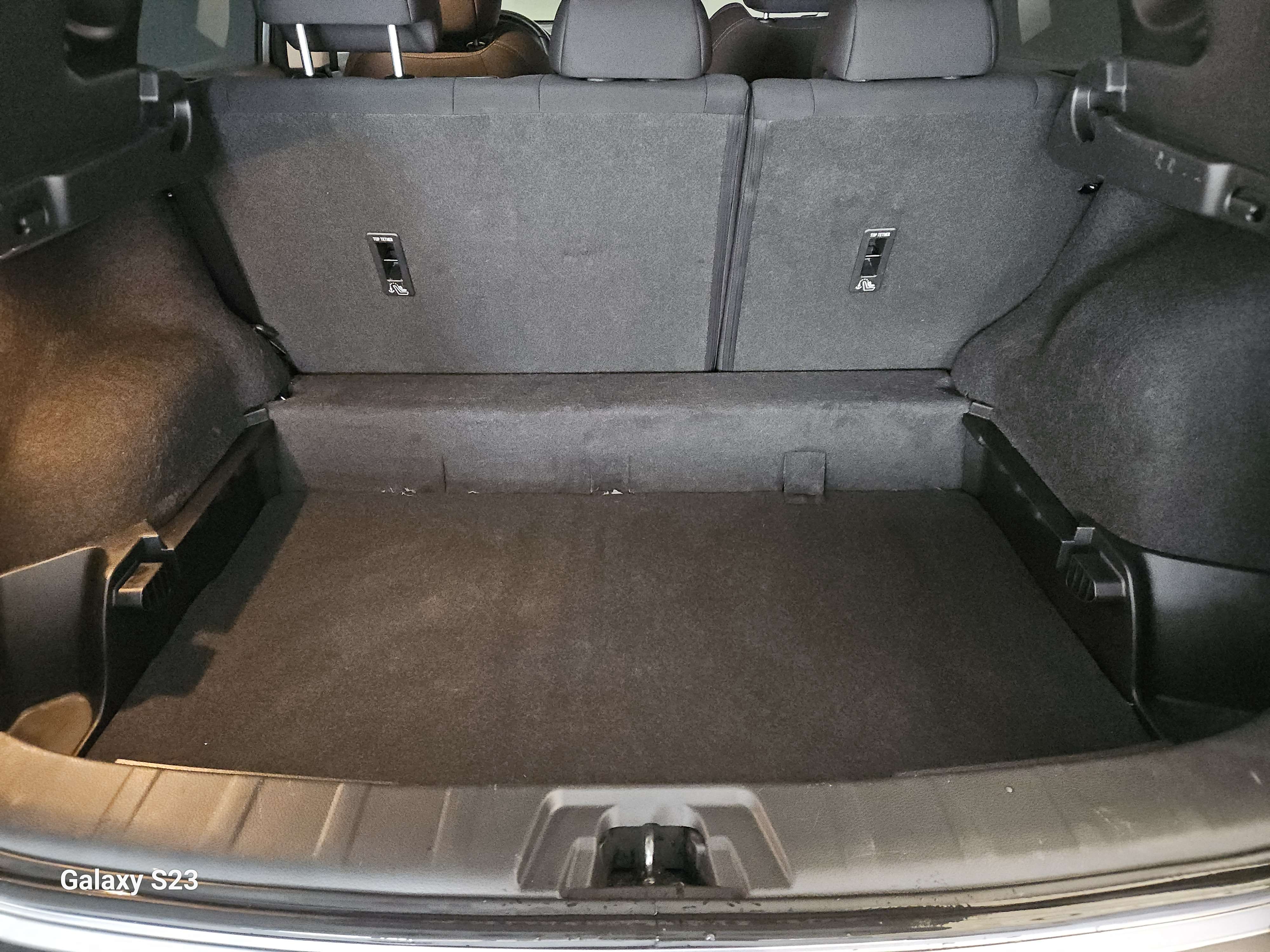 Nissan Qashqai NAVIGATION TOIT PANO ATTACHE REMORQUE 70871 KM