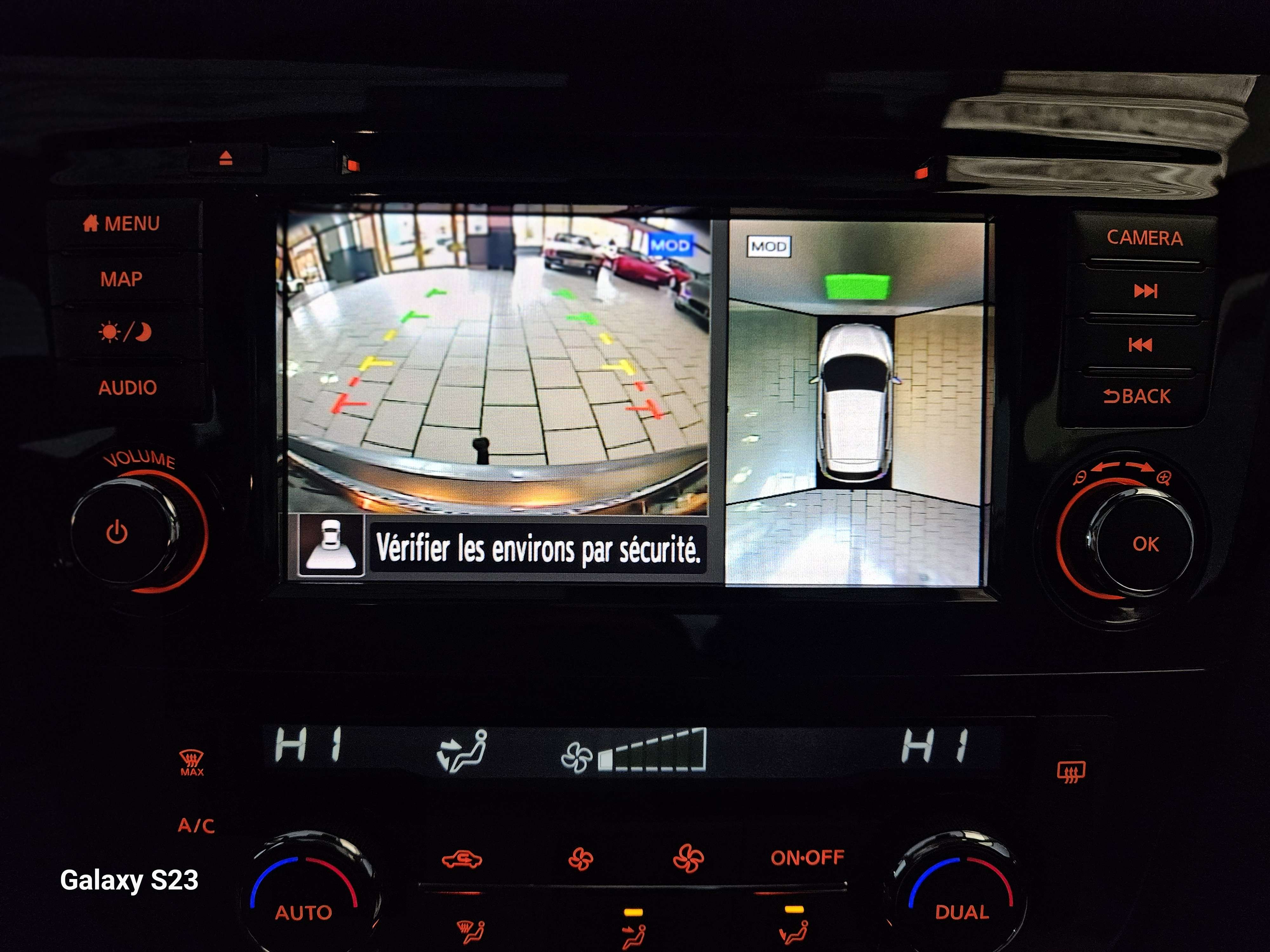 Nissan Qashqai NAVIGATION TOIT PANO ATTACHE REMORQUE 70871 KM