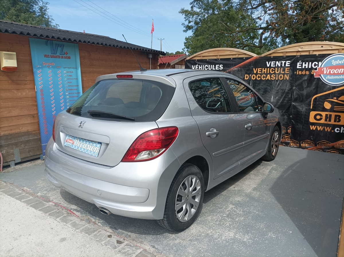 Peugeot 207 1.6 HDI 16V 90 EXECUTIVE 5P