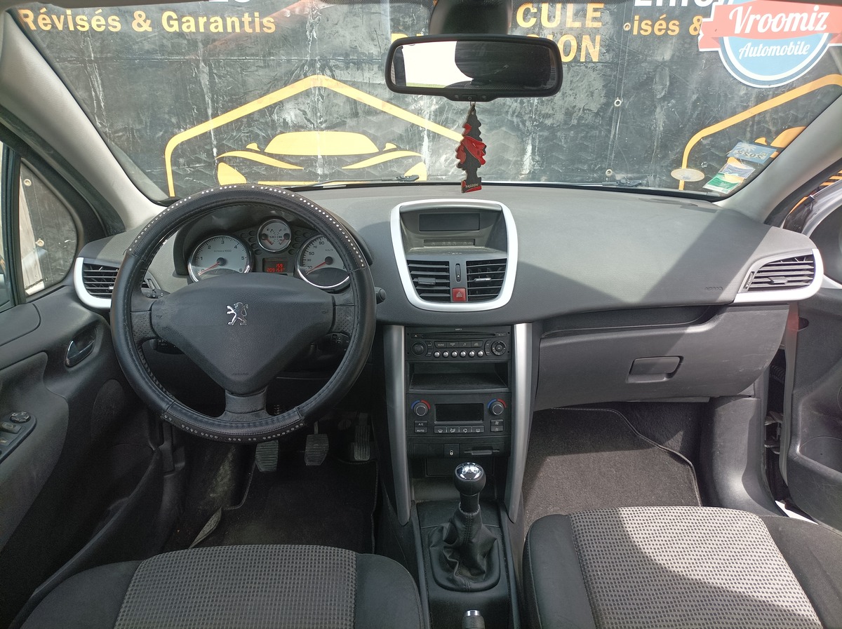 Peugeot 207 1.6 HDI 16V 90 EXECUTIVE 5P