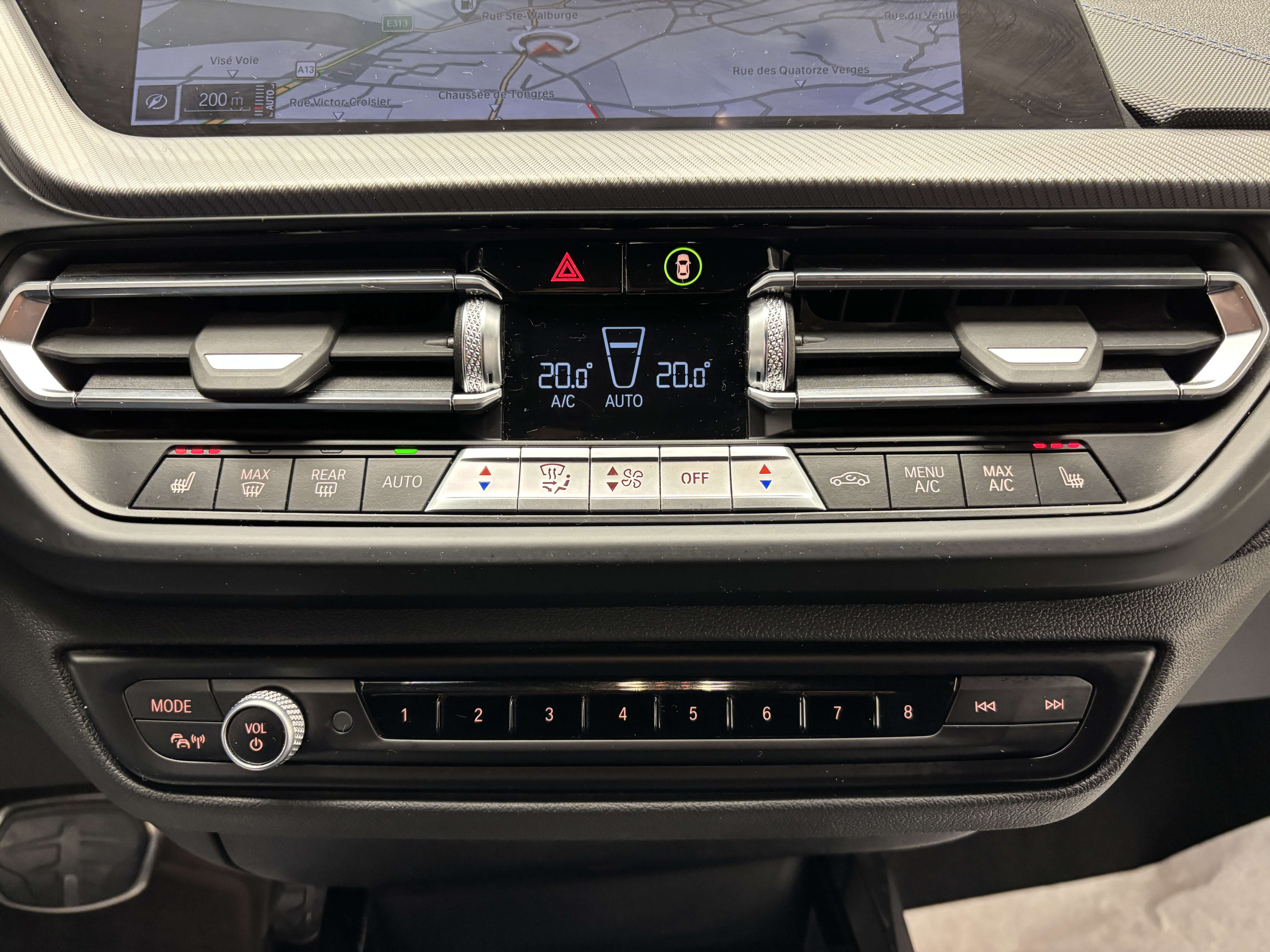 BMW 118 iA *PACK M*CARPLAY*SIEGES CHAUFFANTS*LED*GARANTIE*