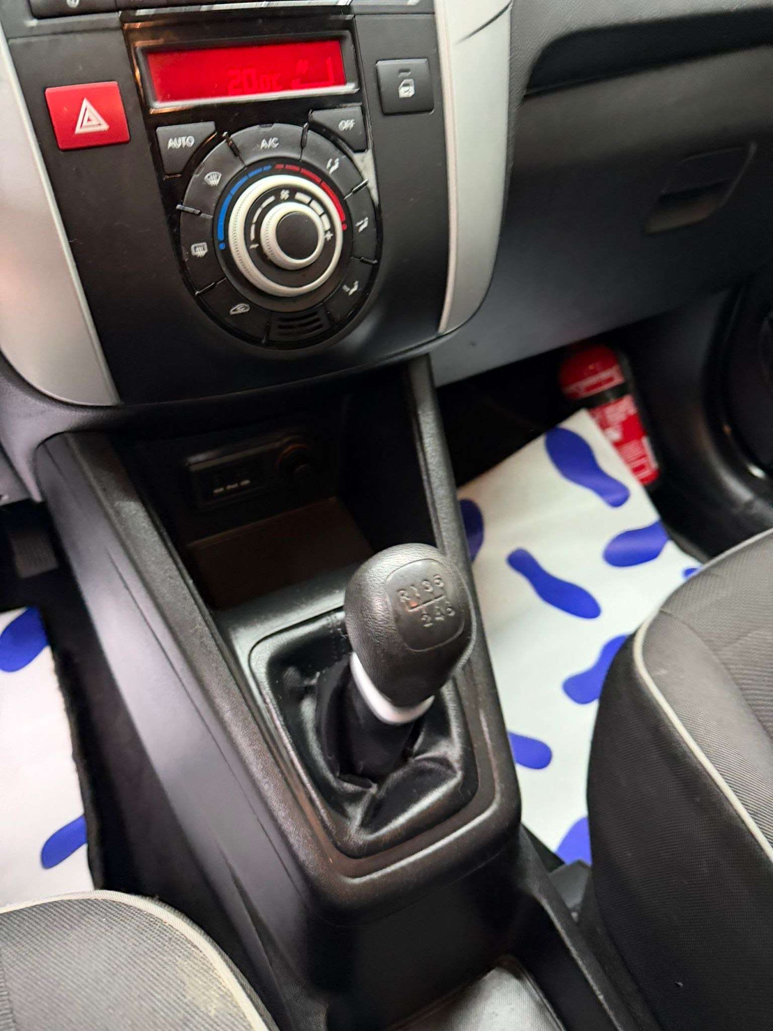 Kia Venga Venga 1.4 CRDi Mind ISG EcoDynamics