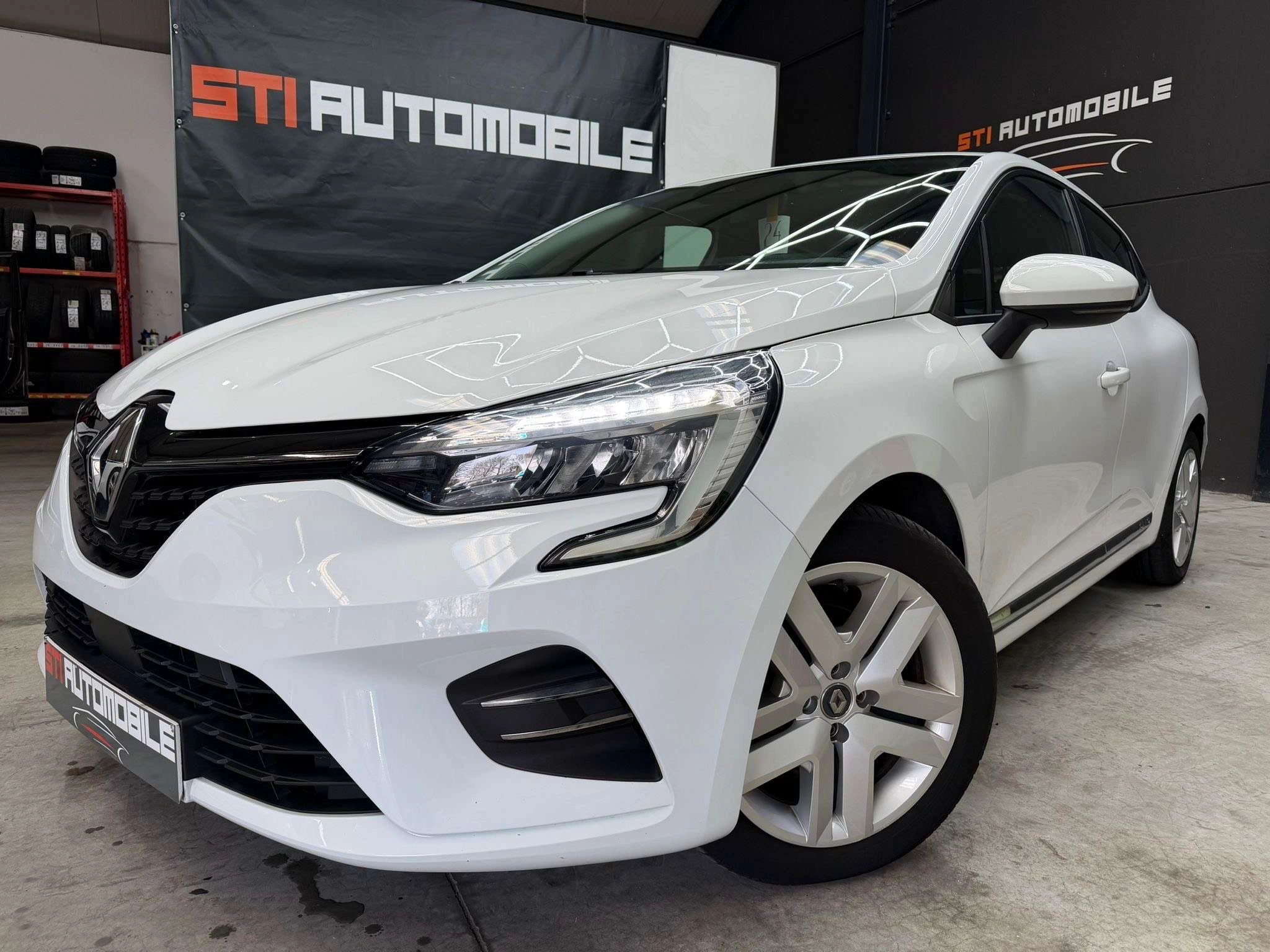 Renault Clio E TECH HYBRID