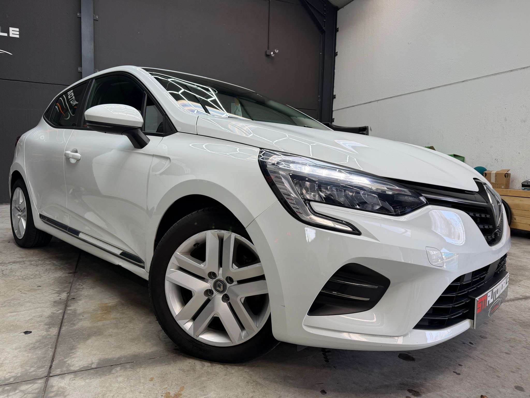 Renault Clio E TECH HYBRID