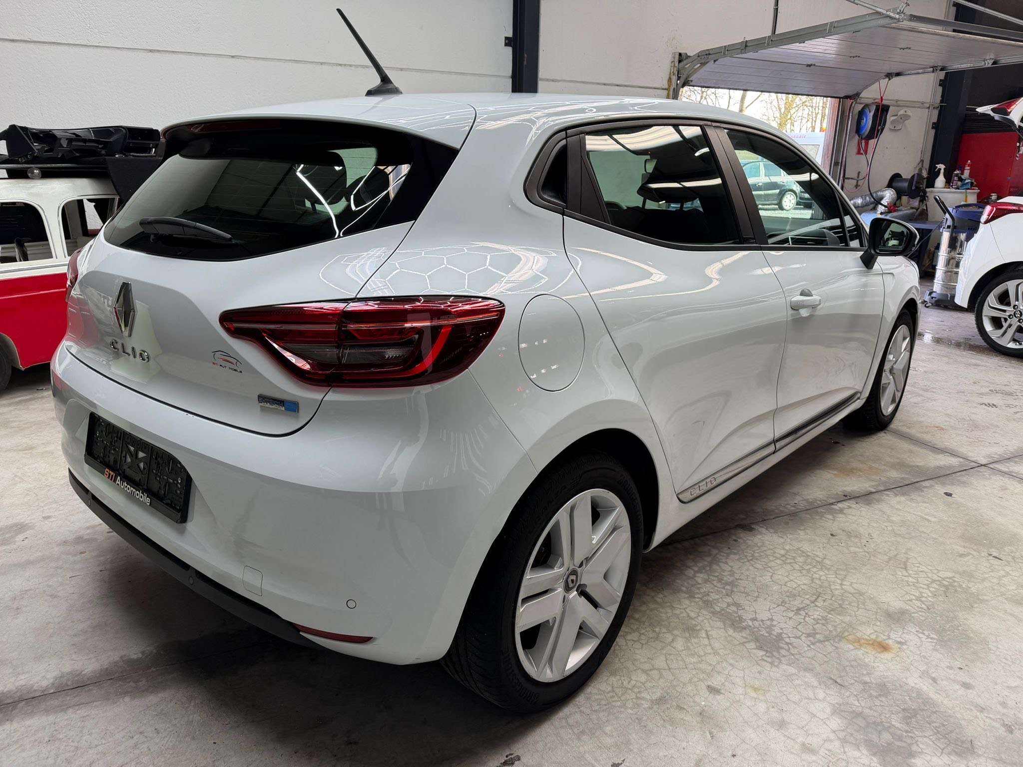 Renault Clio E TECH HYBRID