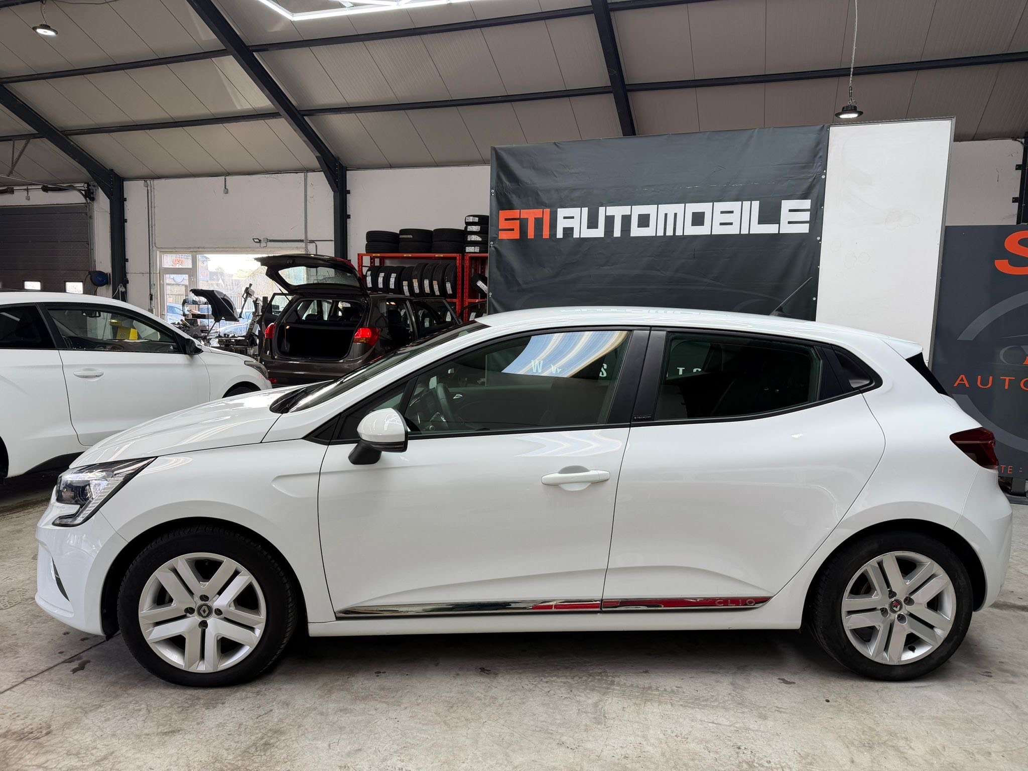 Renault Clio E TECH HYBRID