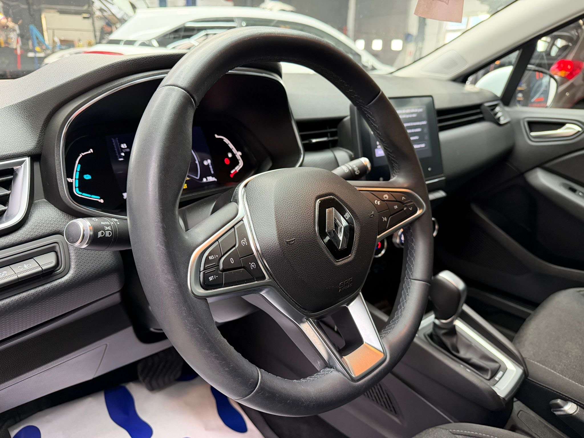 Renault Clio E TECH HYBRID