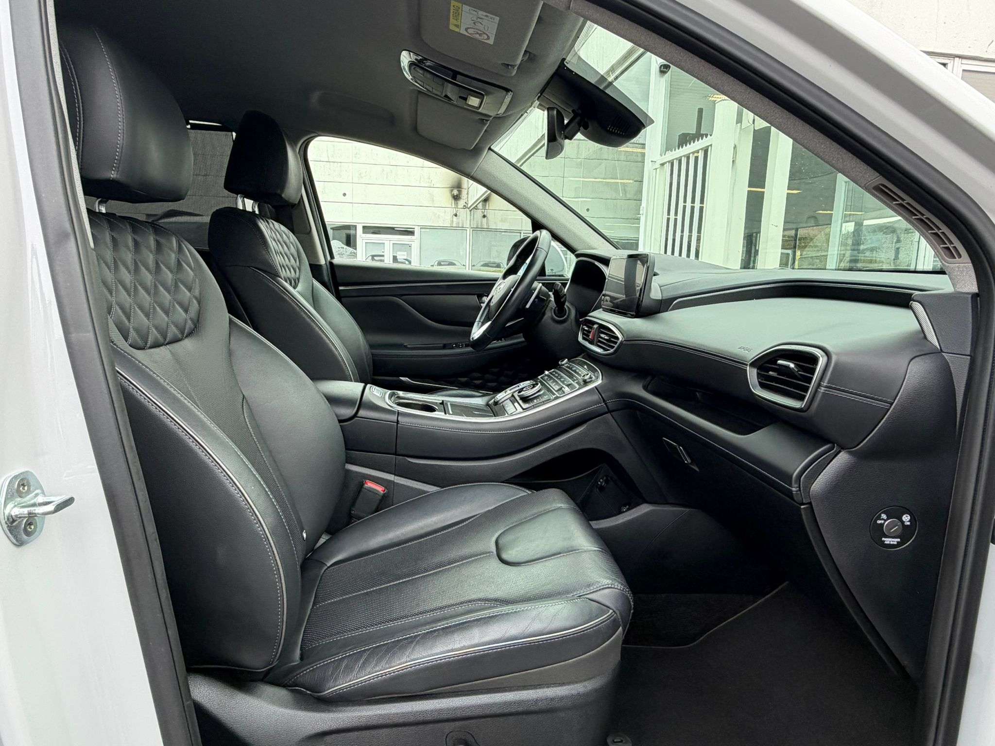 Hyundai SANTA FE Santa Fe PLUG IN HYBRIDE 1.6 T-GDi 4WD Shine 7pl