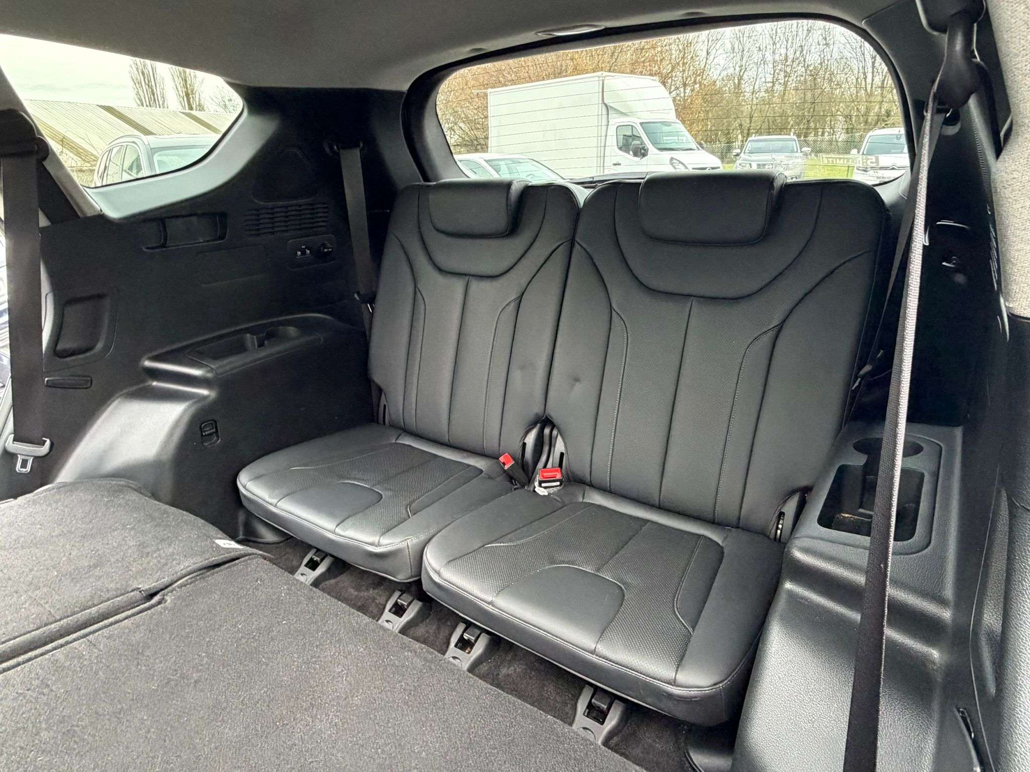 Hyundai SANTA FE Santa Fe PLUG IN HYBRIDE 1.6 T-GDi 4WD Shine 7pl