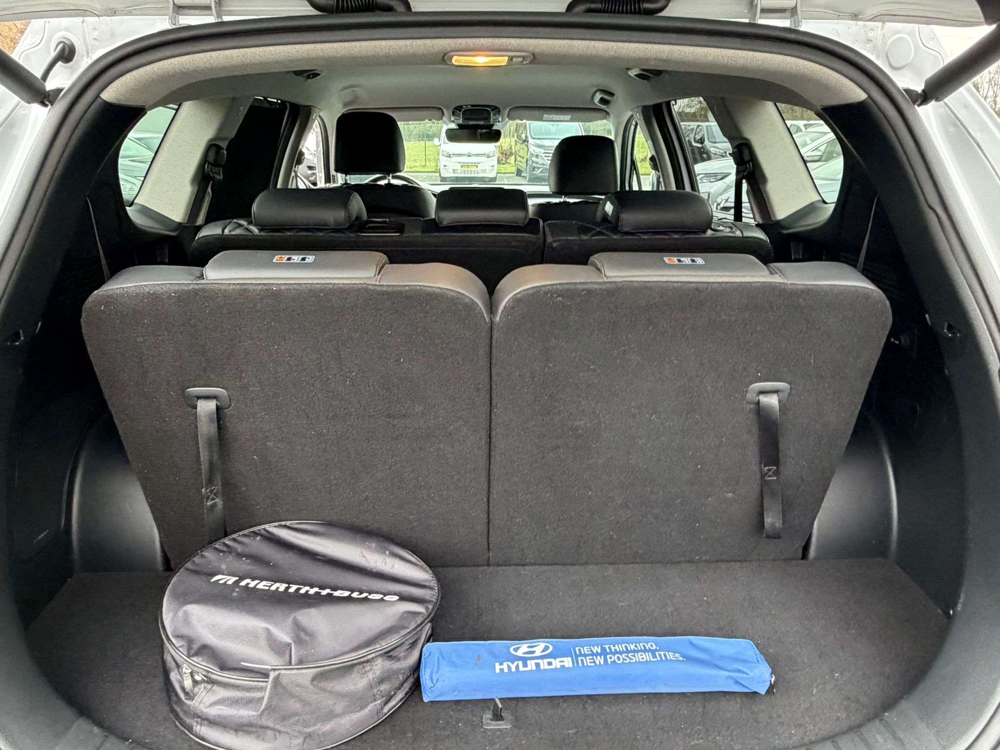 Hyundai SANTA FE Santa Fe PLUG IN HYBRIDE 1.6 T-GDi 4WD Shine 7pl