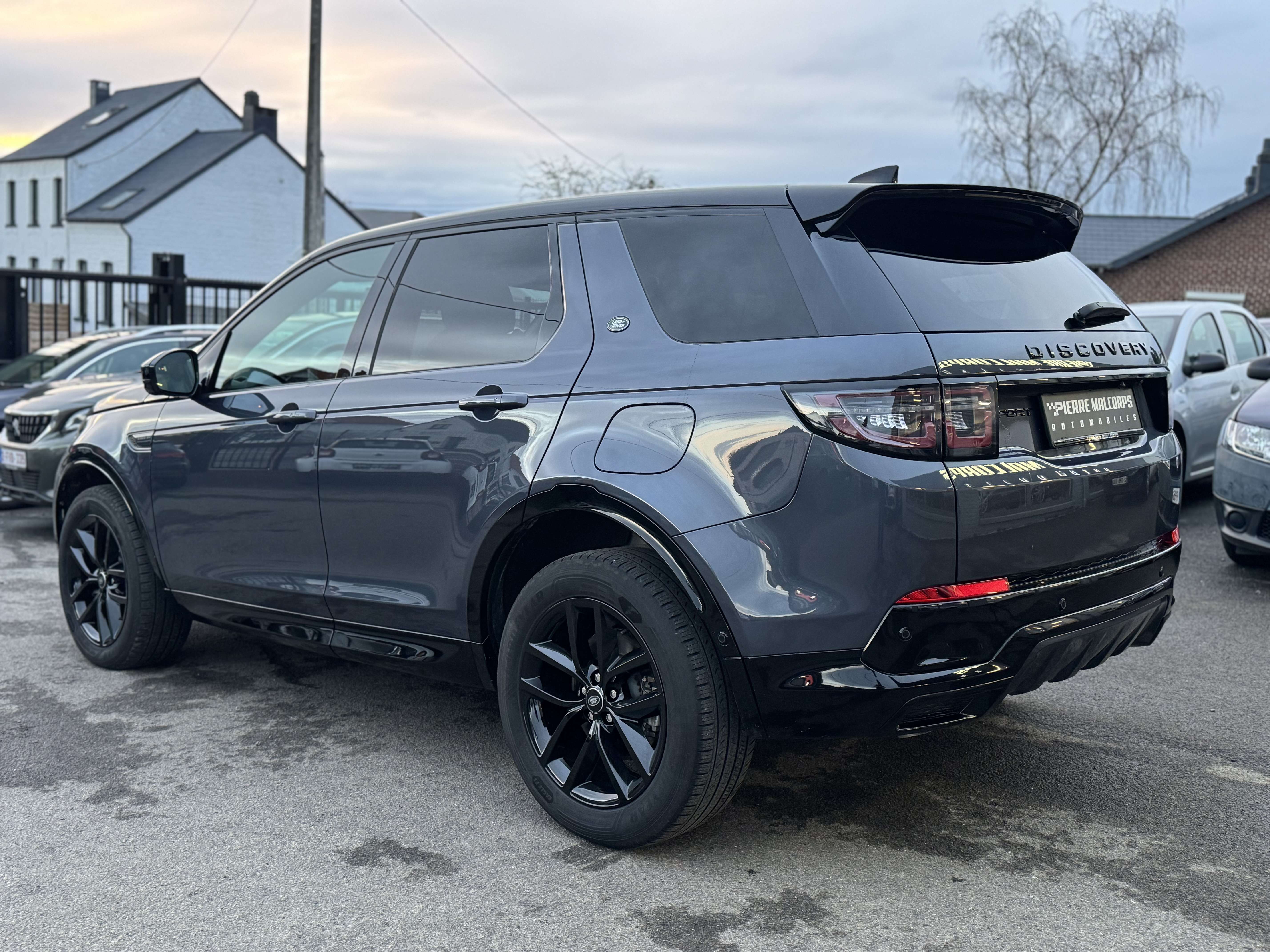 Land Rover Discovery Sport P300e Dynamic SE / FACELIFT / CARPLAY / LED / ACC