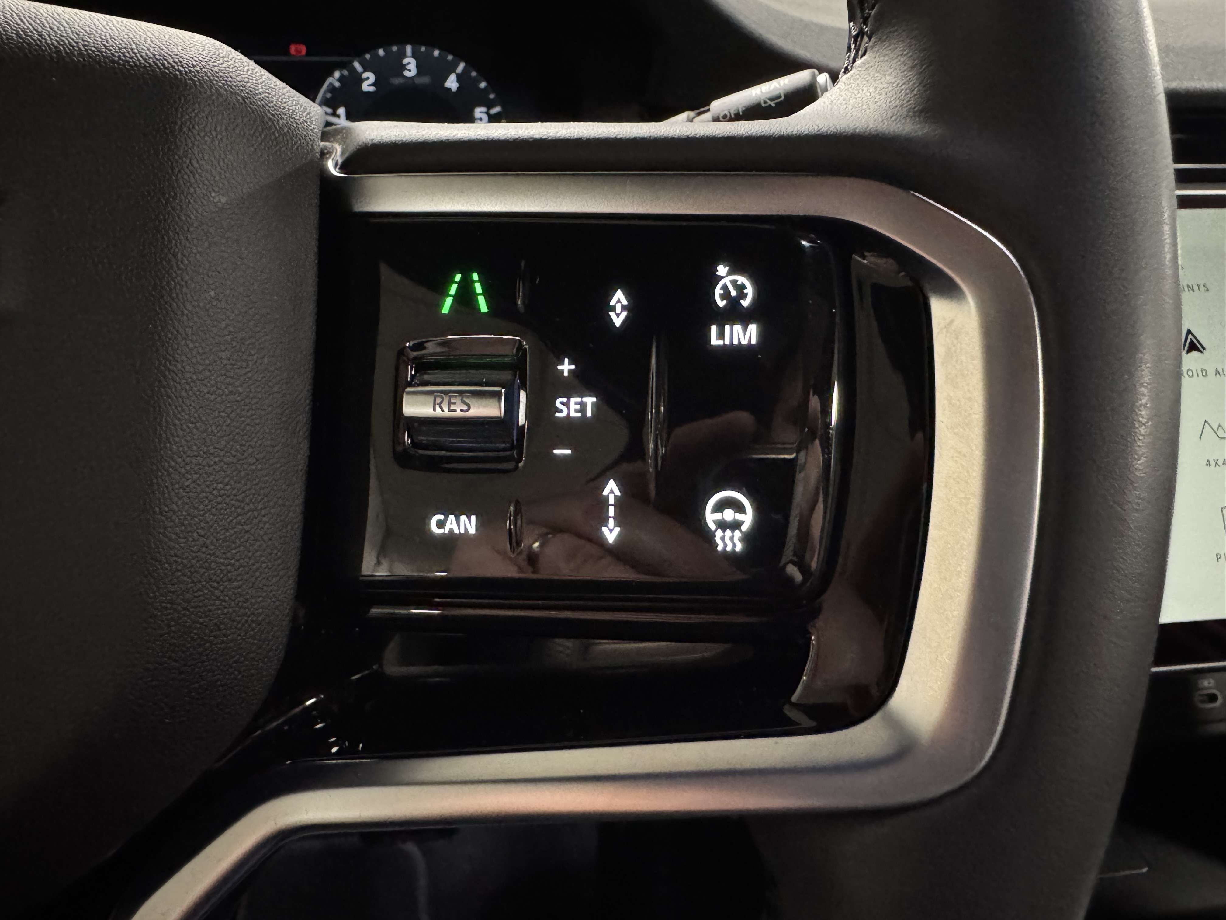 Land Rover Discovery Sport P300e Dynamic SE / FACELIFT / CARPLAY / LED / ACC