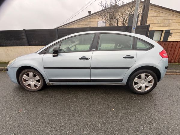 Citroen C4 1.6 HDI 110 EXCLUSIVE