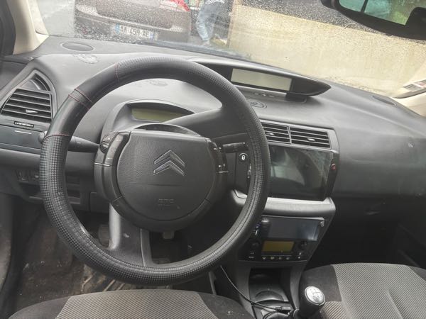 Citroen C4 1.6 HDI 110 EXCLUSIVE