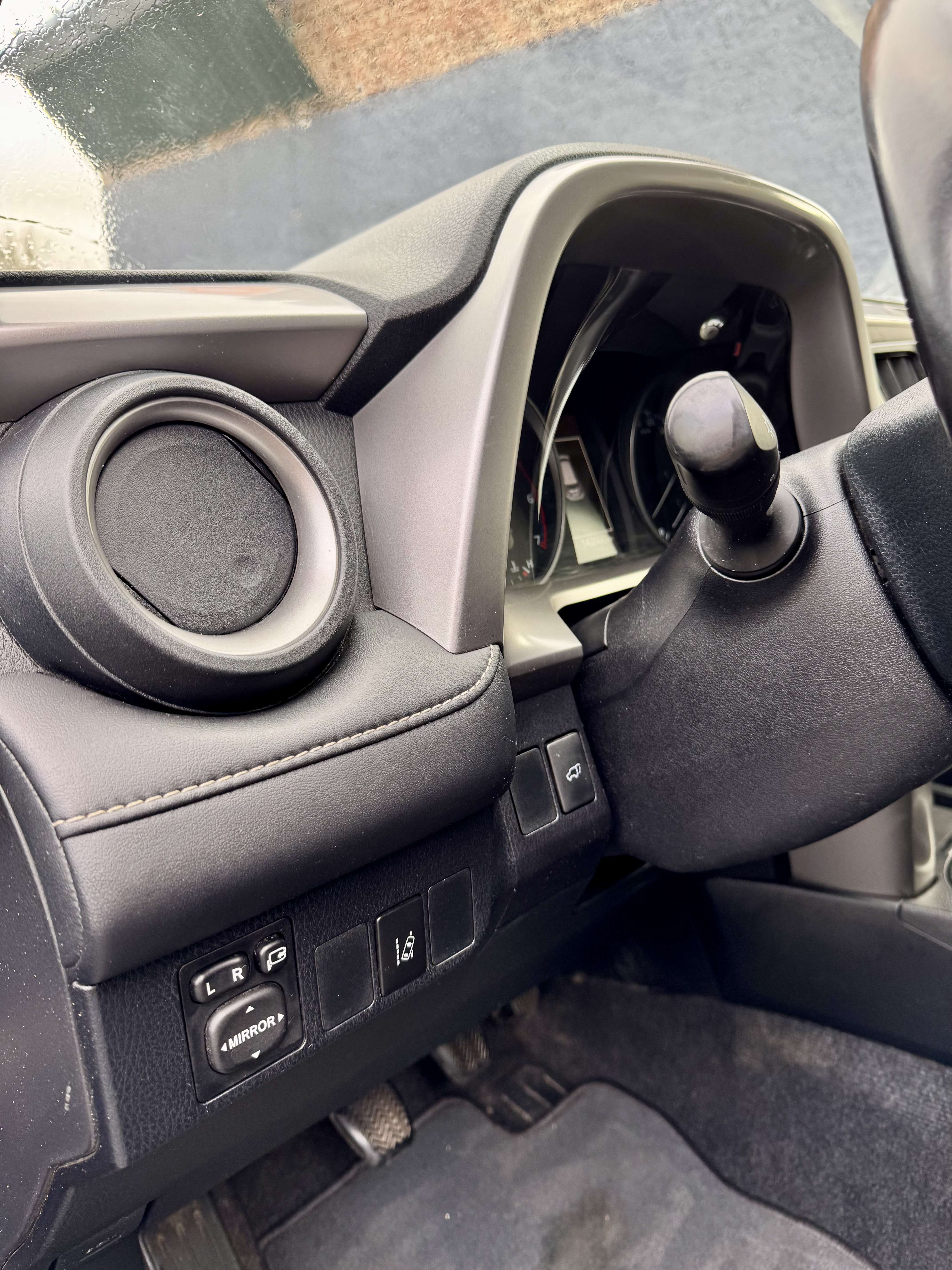 Toyota RAV 4 2.0 D4  / Toyota Service / 1 Owner / car-pass B