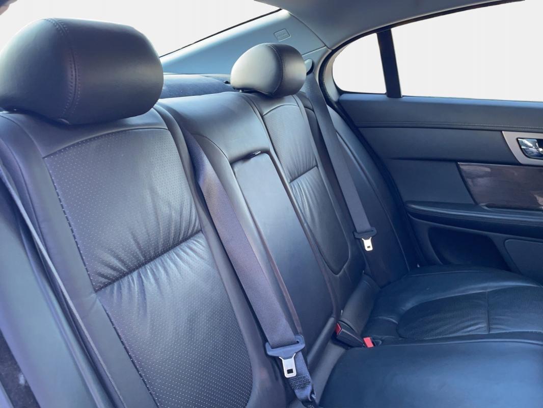 Jaguar Xf 2.7 V6 D - 207 Bi-Turbo Luxe Premium A