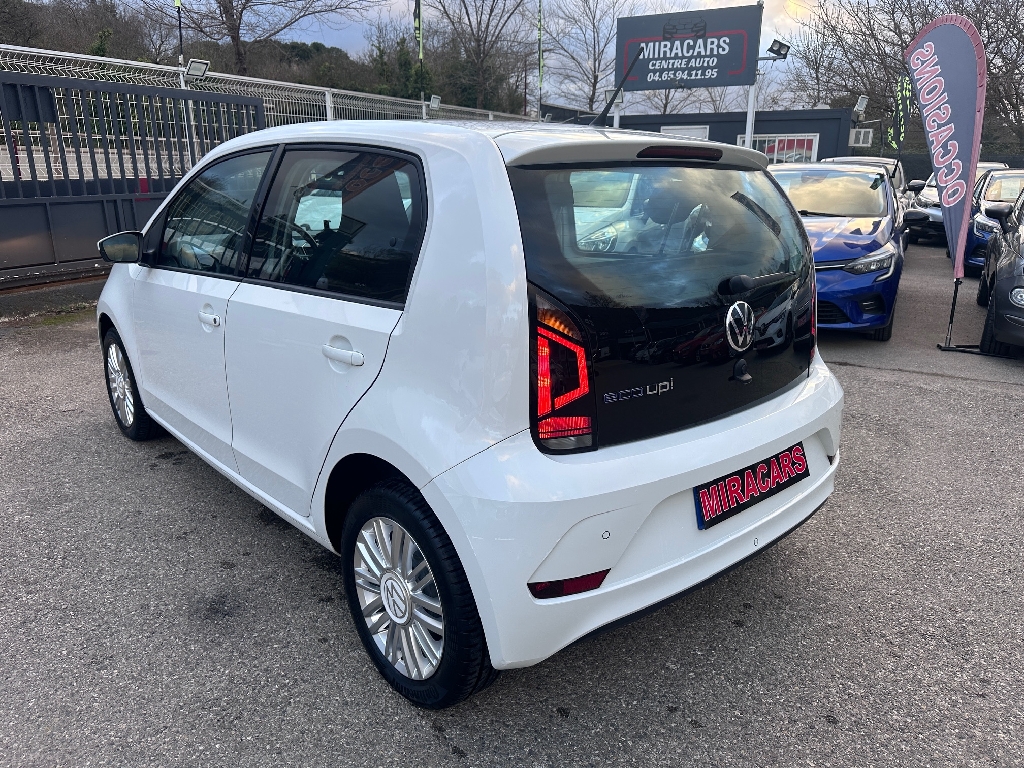 Volkswagen Up! 1.0 68 BlueMotion Lounge GNV GPL CAMERA
