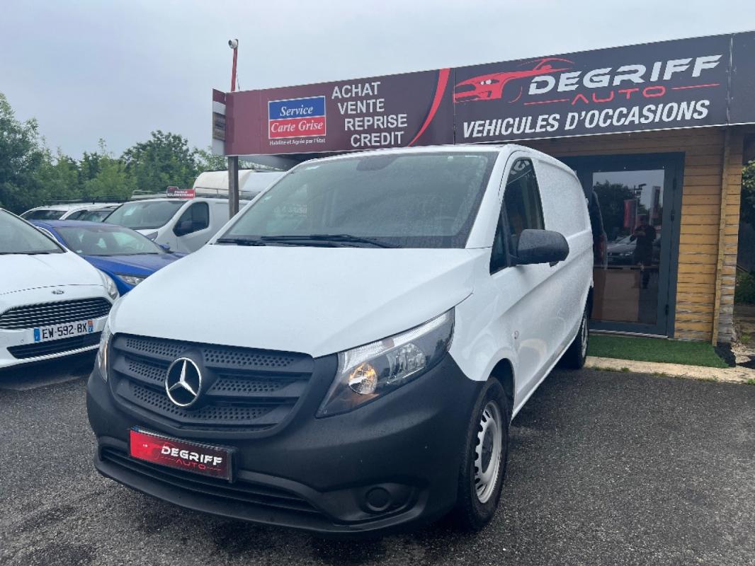 Mercedes-Benz Vito FOURGON 110 CDI COMPACT FWD FIRST