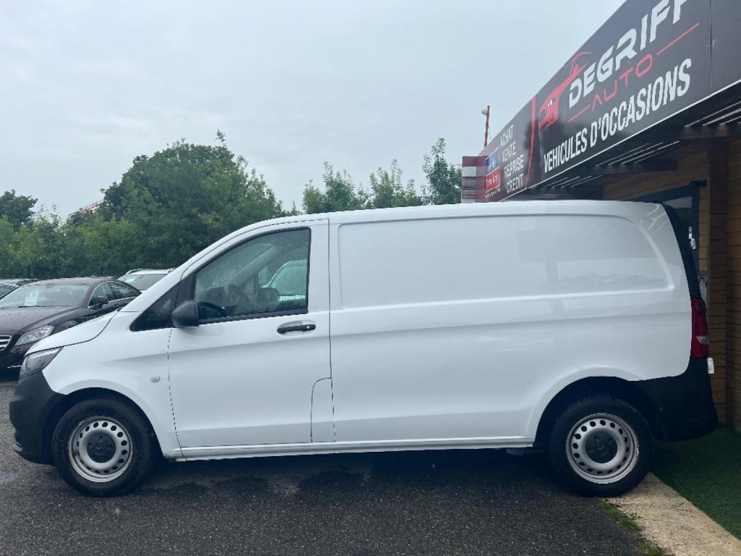 Mercedes-Benz Vito FOURGON 110 CDI COMPACT FWD FIRST