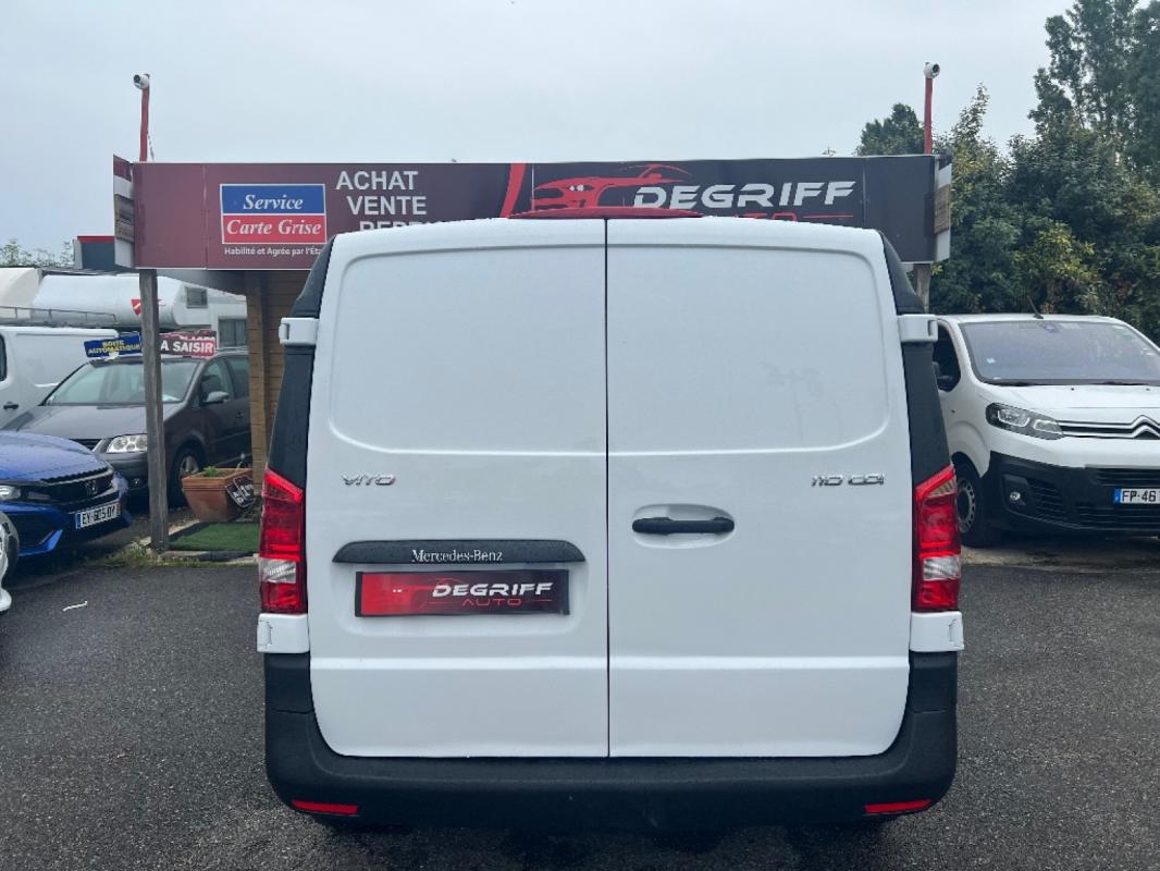 Mercedes-Benz Vito FOURGON 110 CDI COMPACT FWD FIRST