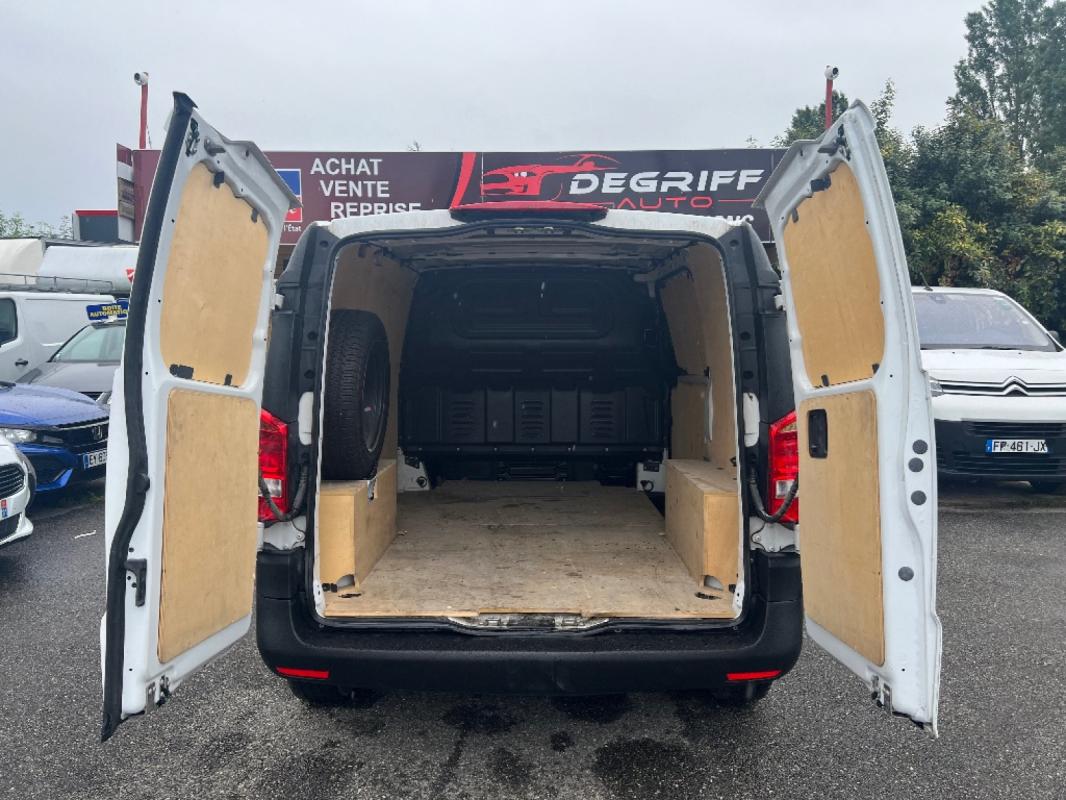 Mercedes-Benz Vito FOURGON 110 CDI COMPACT FWD FIRST