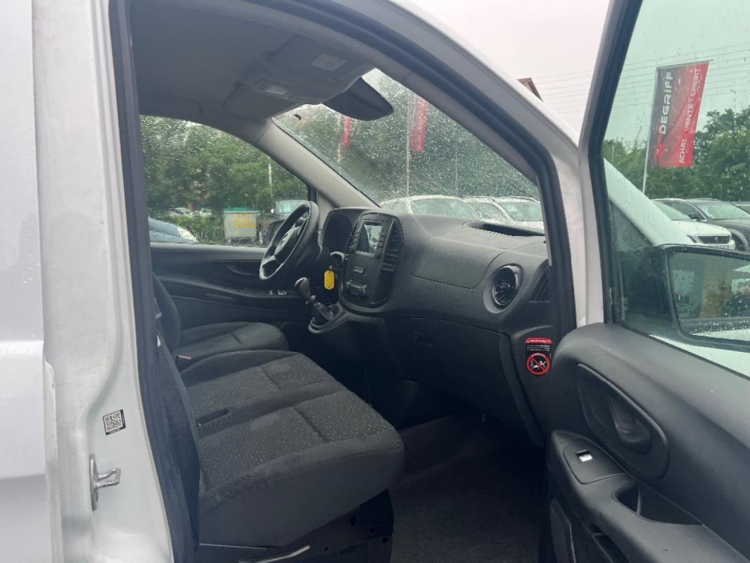 Mercedes-Benz Vito FOURGON 110 CDI COMPACT FWD FIRST