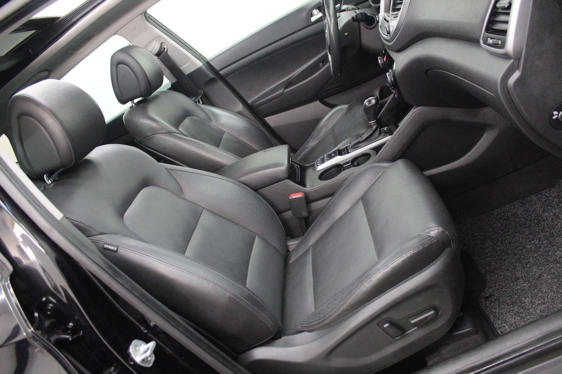 Hyundai TUCSON Tucson 2.0 CRDi 4WD Luxury Launch Edition