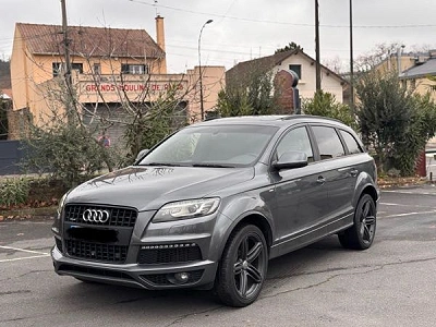 Audi Q7 (2) 3.0 V6 TDI 245 S LINE 7PL