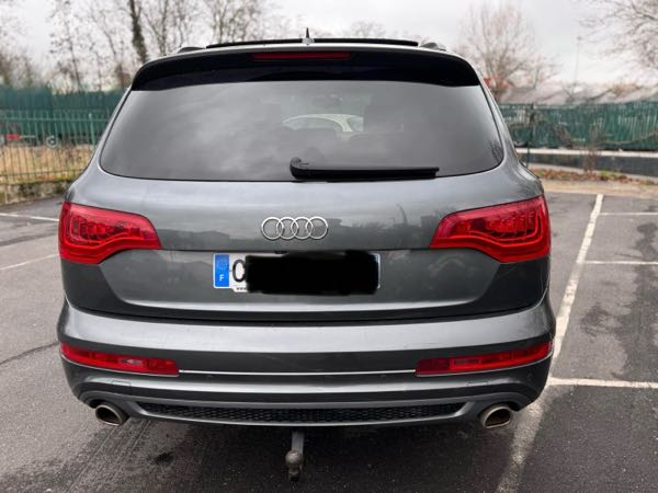 Audi Q7 (2) 3.0 V6 TDI 245 S LINE 7PL
