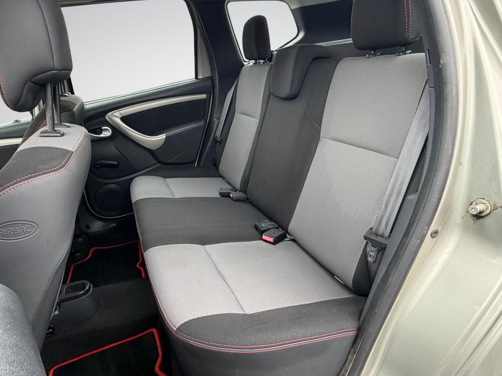 Dacia Duster Duster 1.5 dCi / 4x2 / Attache Remoque / Garantie