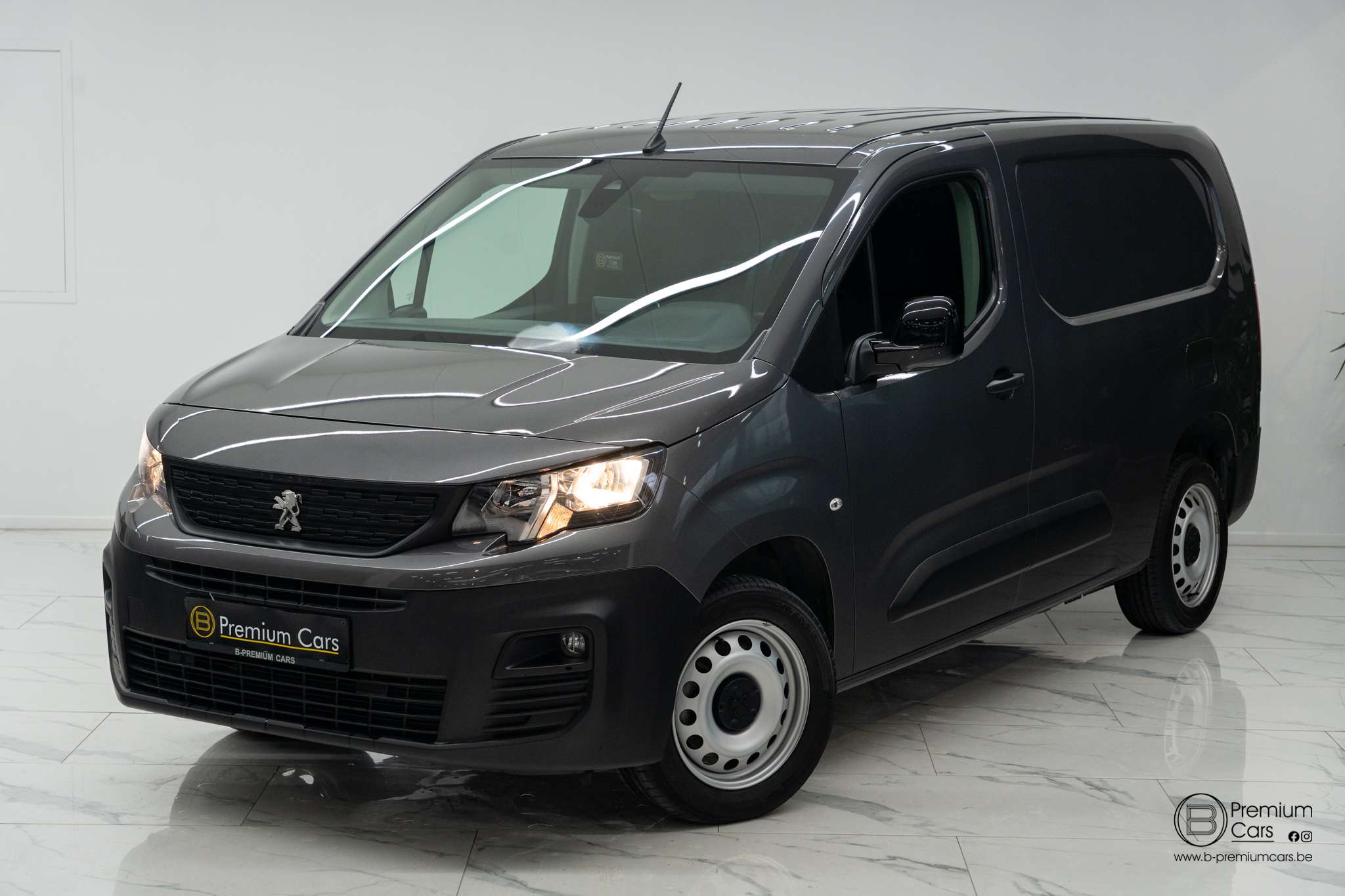 Peugeot Partner 1.5 HDI L2 long (XL)! Camera, Cruise, Airco!